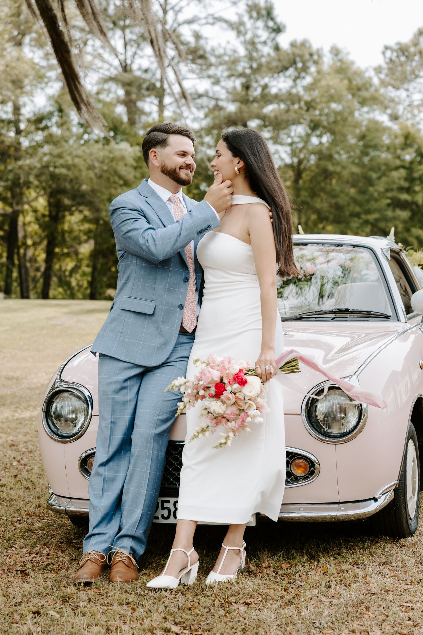 Charleston wedding/engagement/couple photos at Pine Creek Place