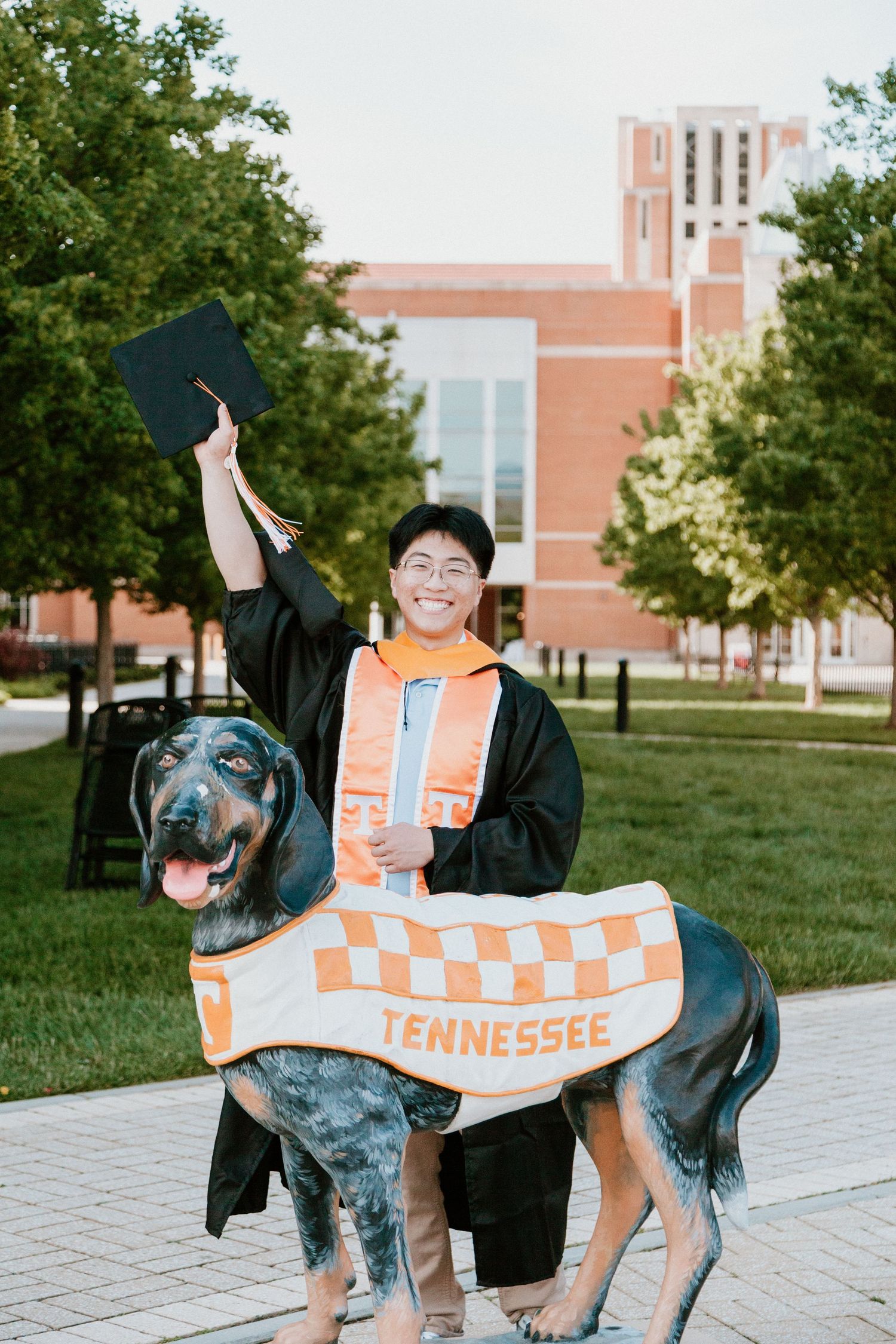East Tennessee senior graduation photography at University of Tennessee
