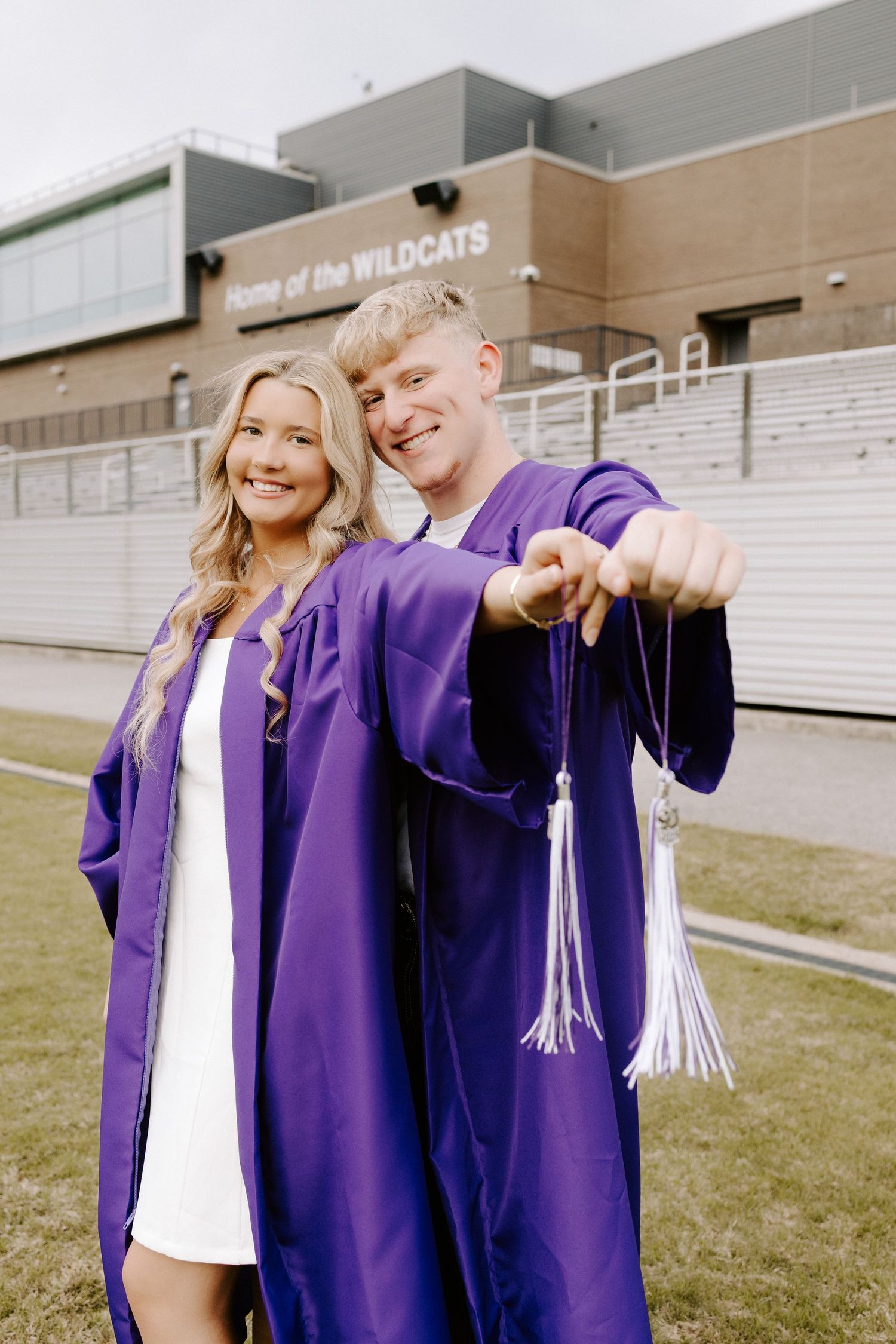 Middle Tennessee senior graduation and couple photography