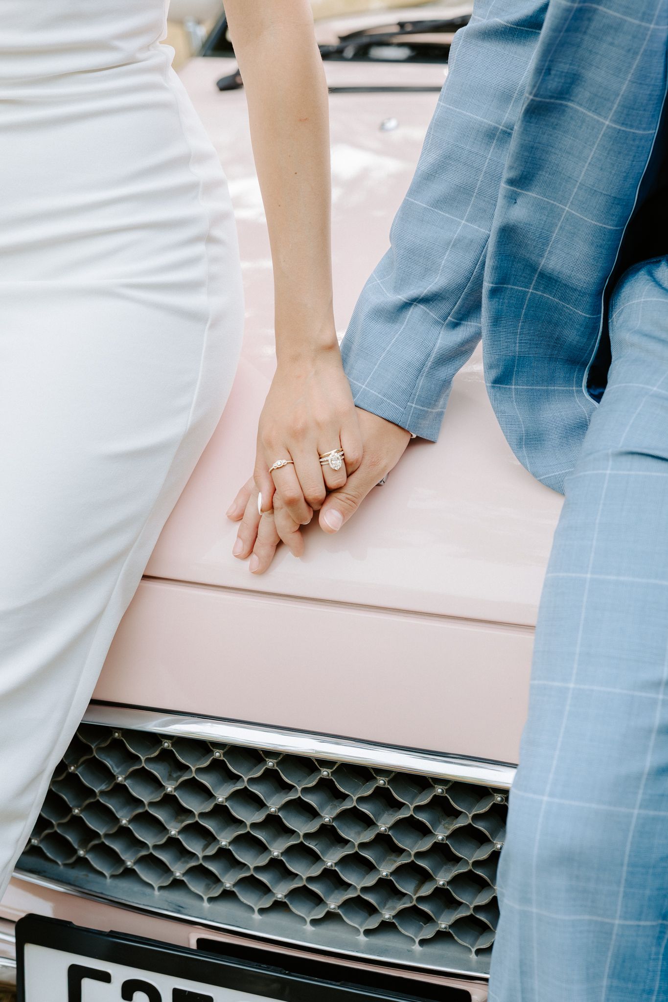 Charleston wedding/engagement/couple photos at Pine Creek Place