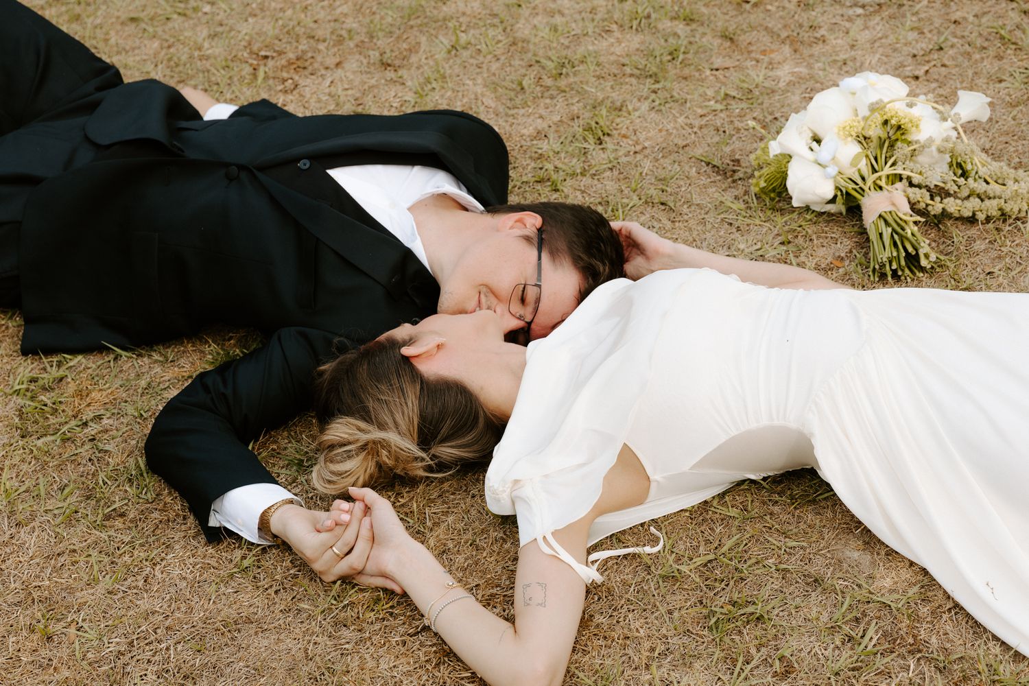 Charleston wedding/engagement/couple photos at Pine Creek Place