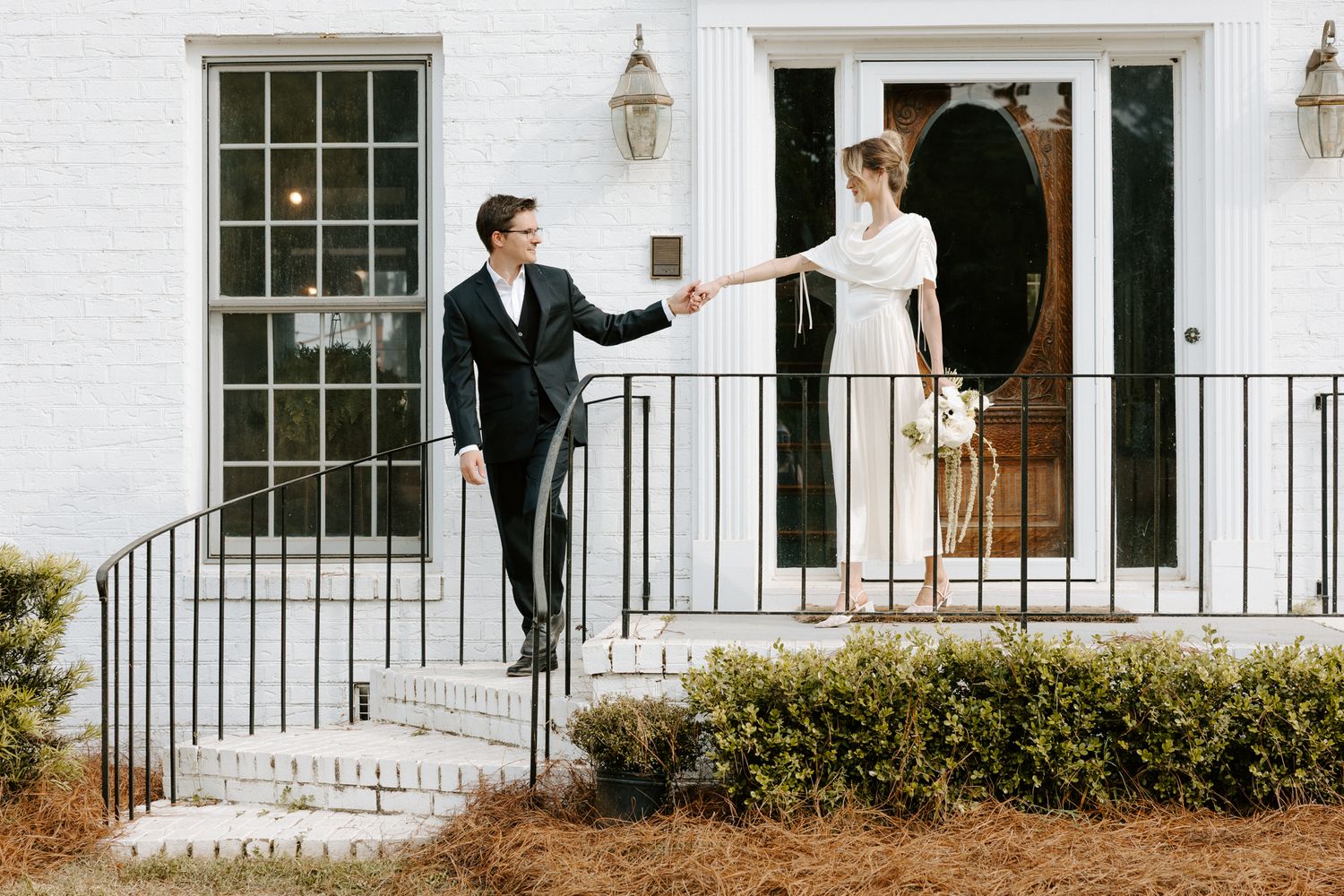 Charleston wedding/engagement/couple photos at Pine Creek Place