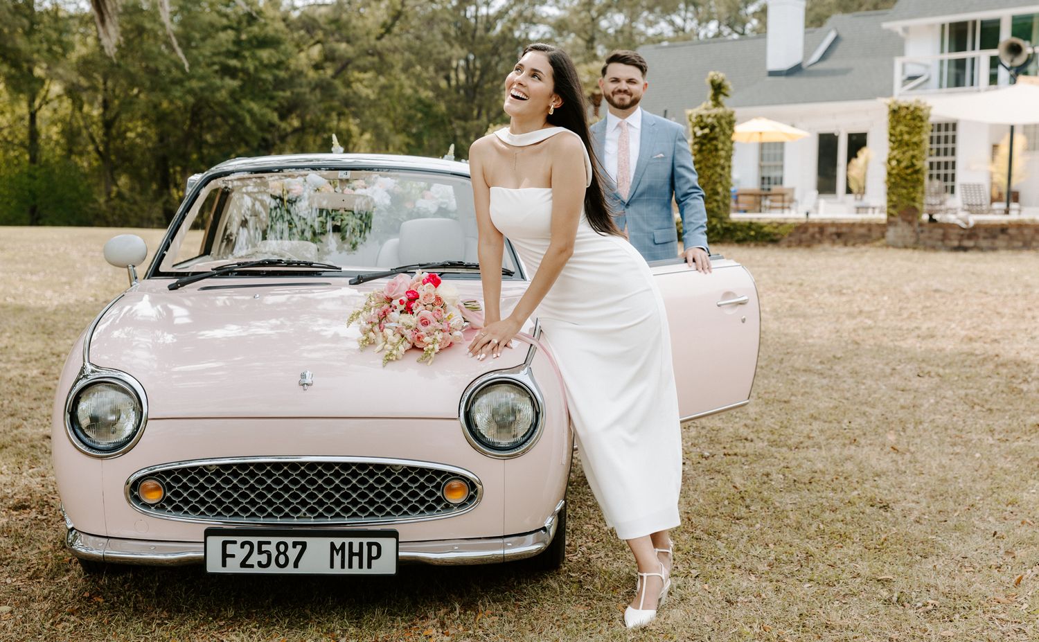 Charleston wedding/engagement/couple photos at Pine Creek Place