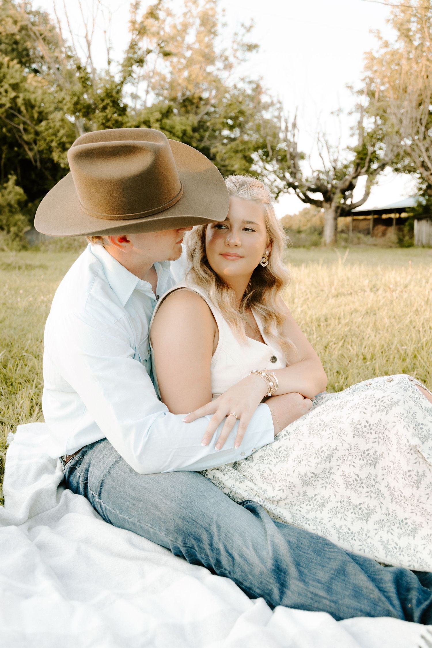Middle Tennessee farm couple's engagement photography