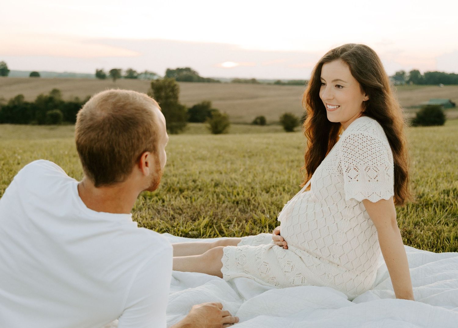 Middle Tennessee couple's maternity photography