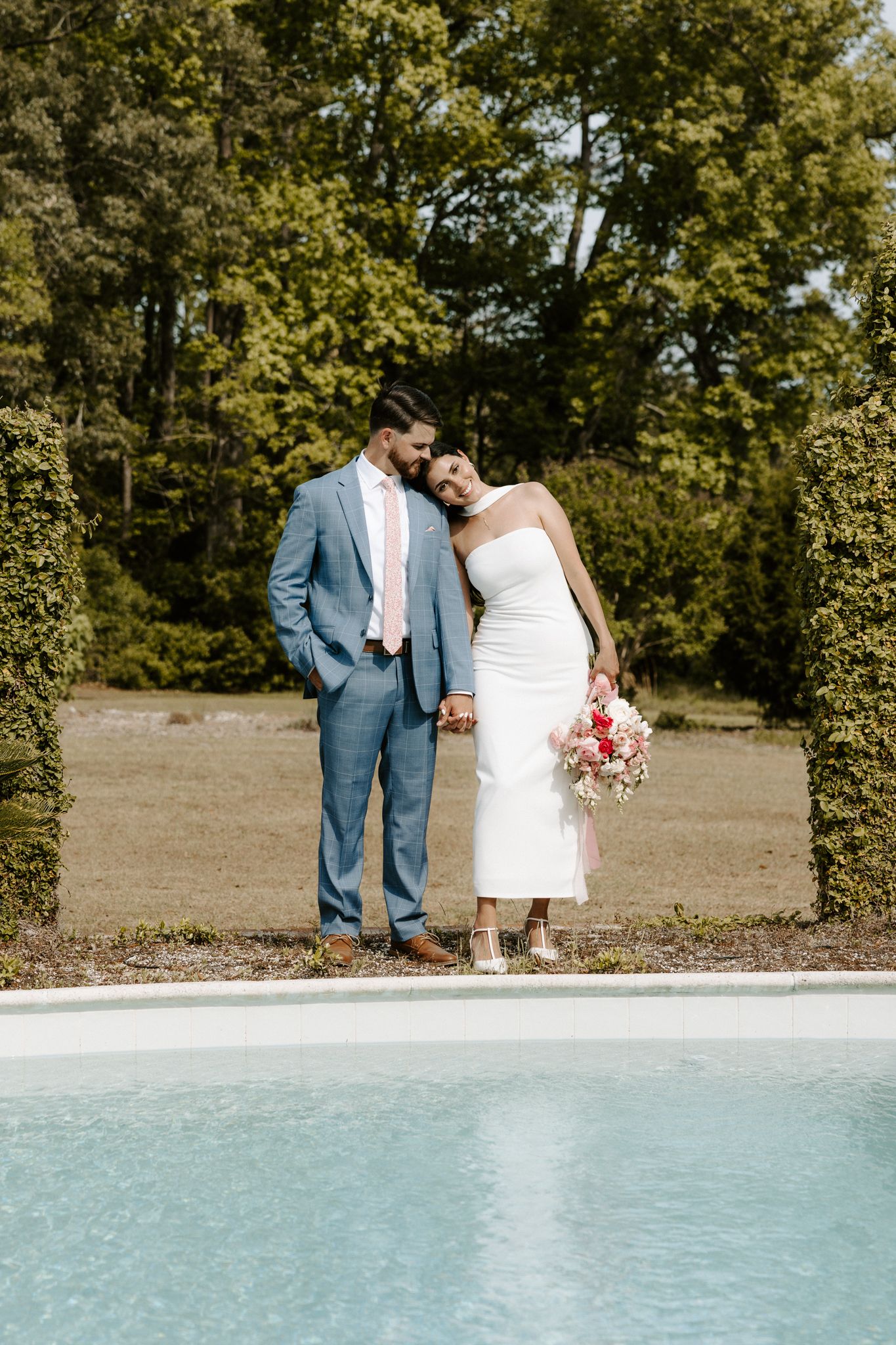Charleston wedding/engagement/couple photos at Pine Creek Place