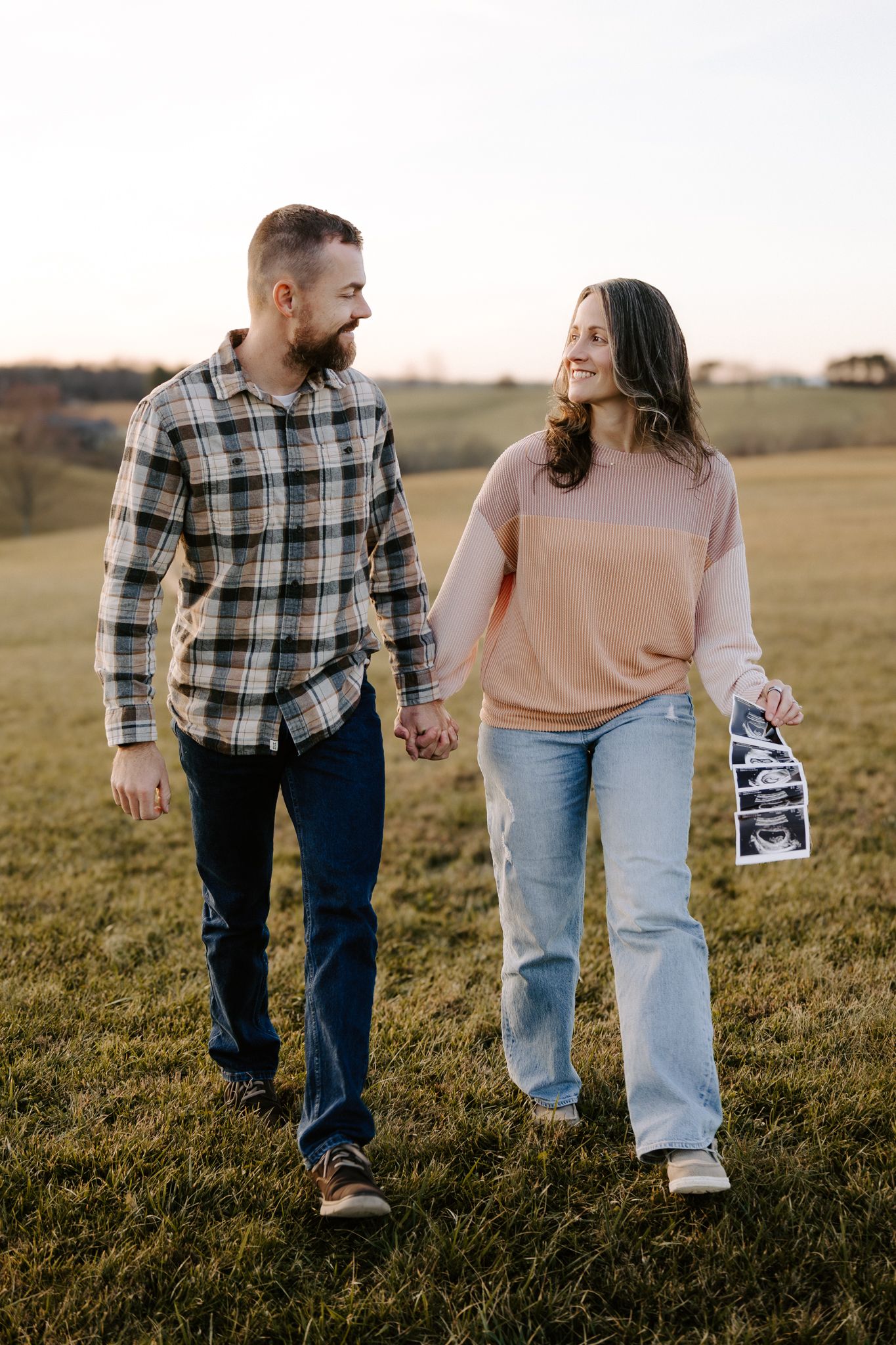 Middle Tennessee couple's maternity photography