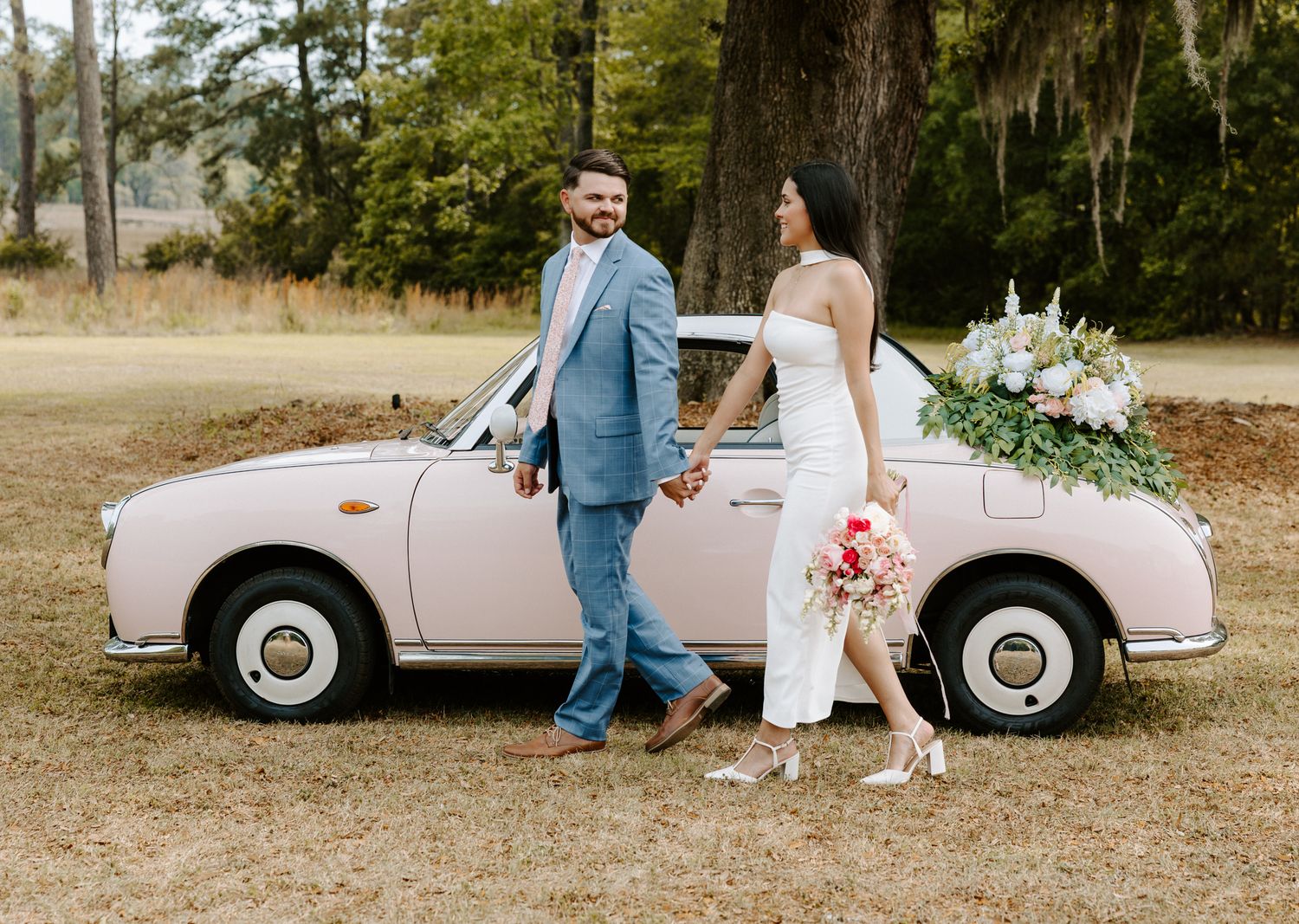 Charleston wedding/engagement/couple photos at Pine Creek Place