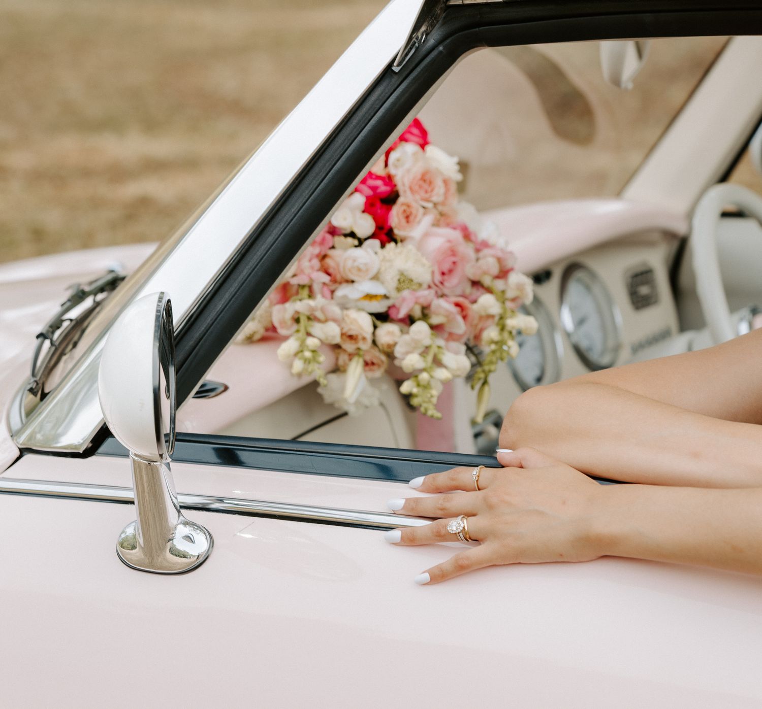 Charleston wedding/engagement/couple photos at Pine Creek Place