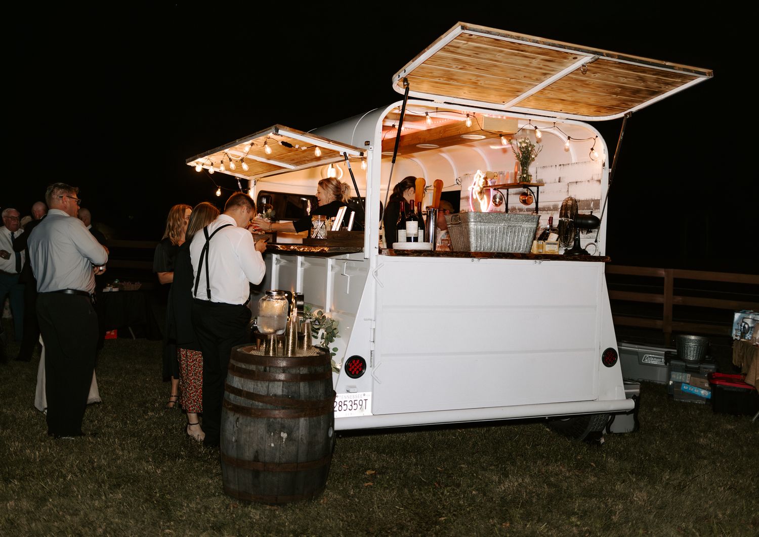 Hilton Head Island, SC and Middle Tennessee wedding reception photography