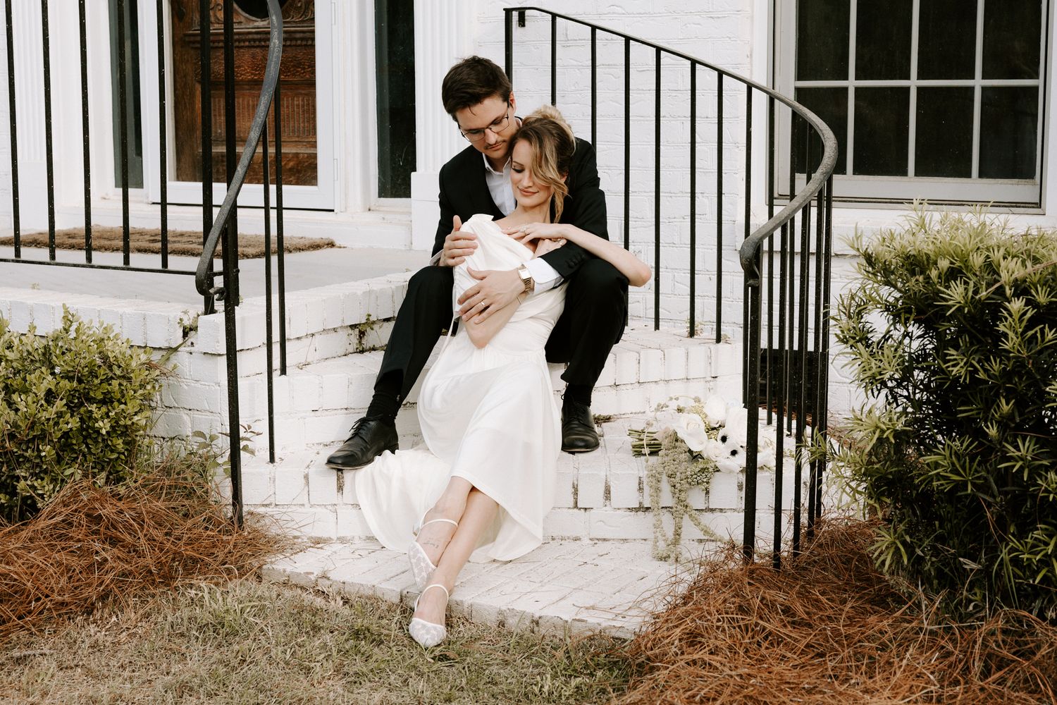 Charleston wedding/engagement/couple photos at Pine Creek Place