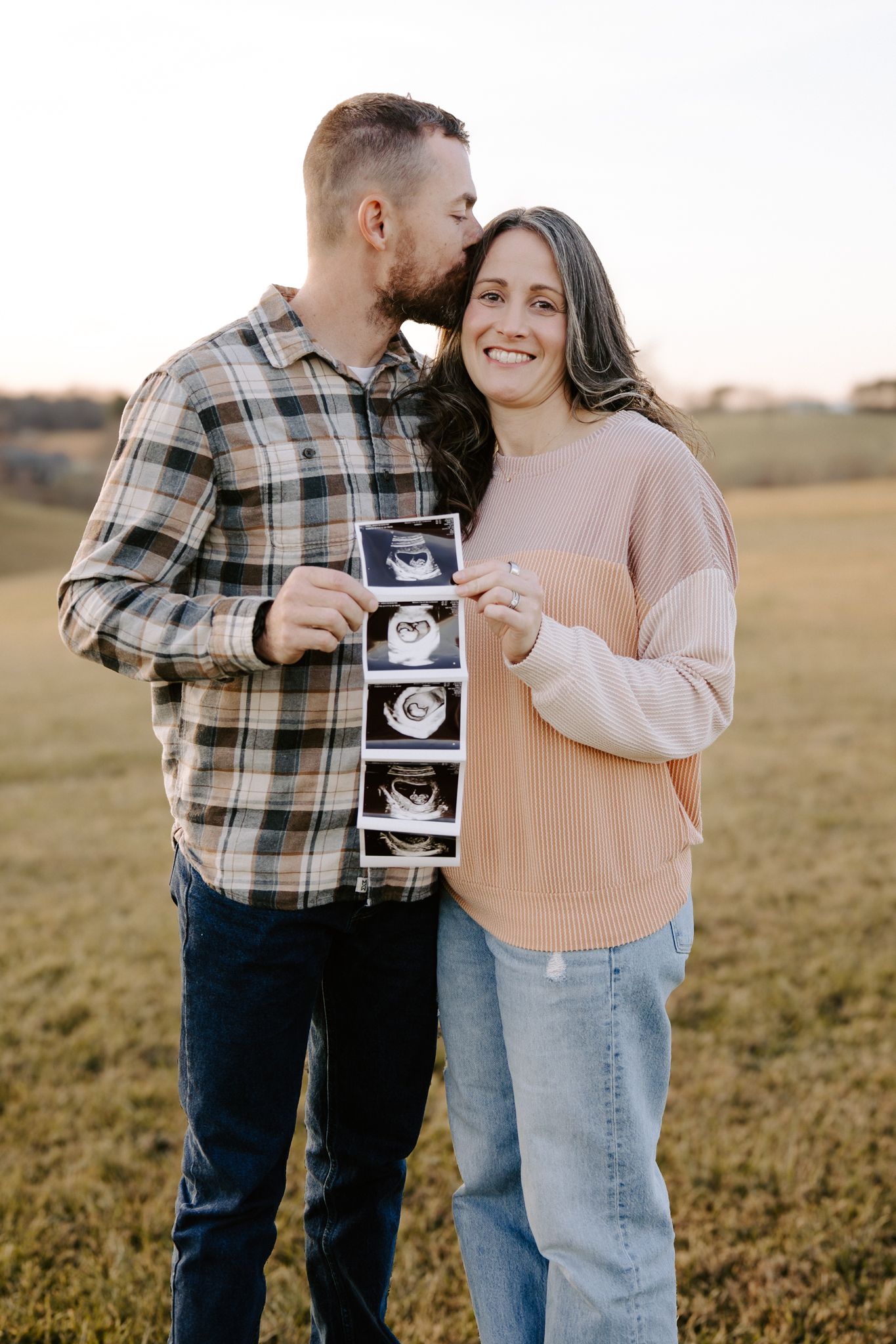 Middle Tennessee couple's maternity photography