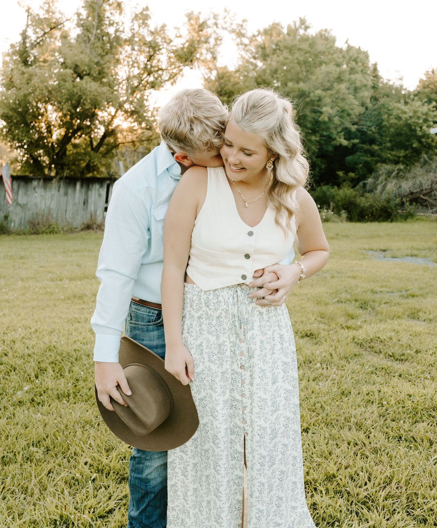 Middle Tennessee farm couple's engagement photography