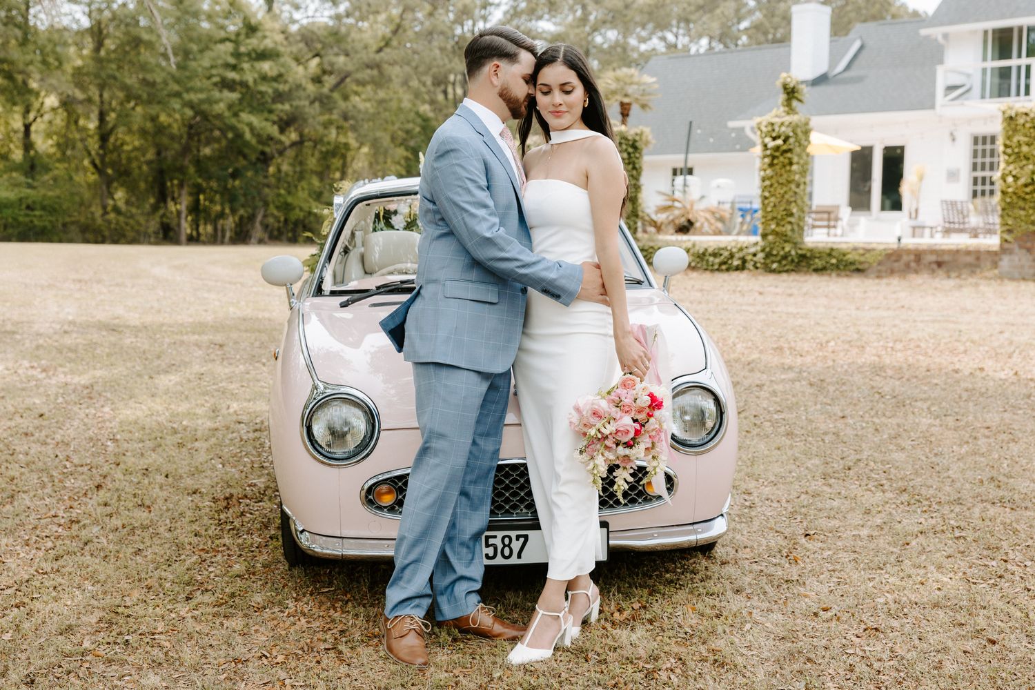 Charleston wedding/engagement/couple photos at Pine Creek Place