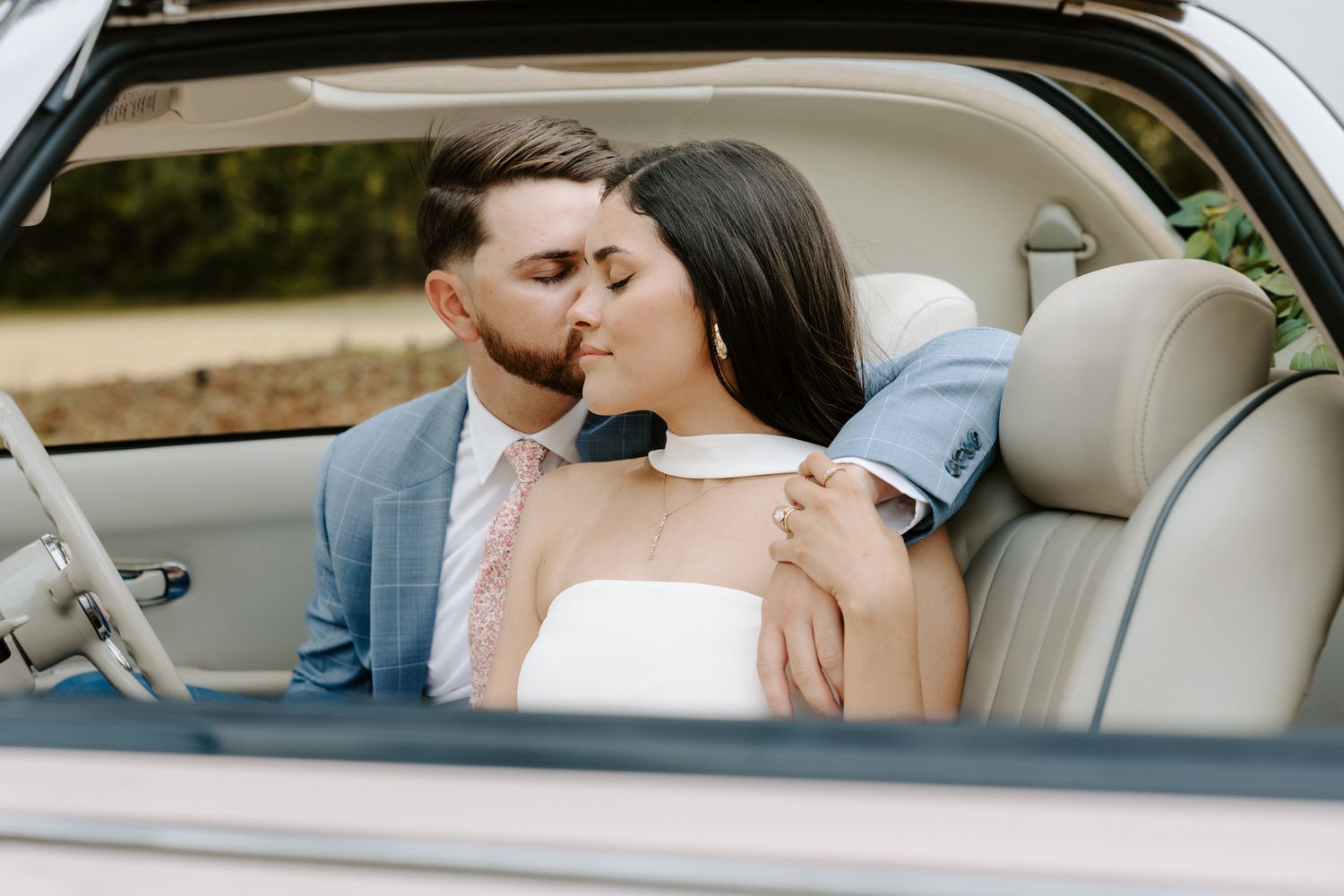 Charleston wedding/engagement/couple photos at Pine Creek Place