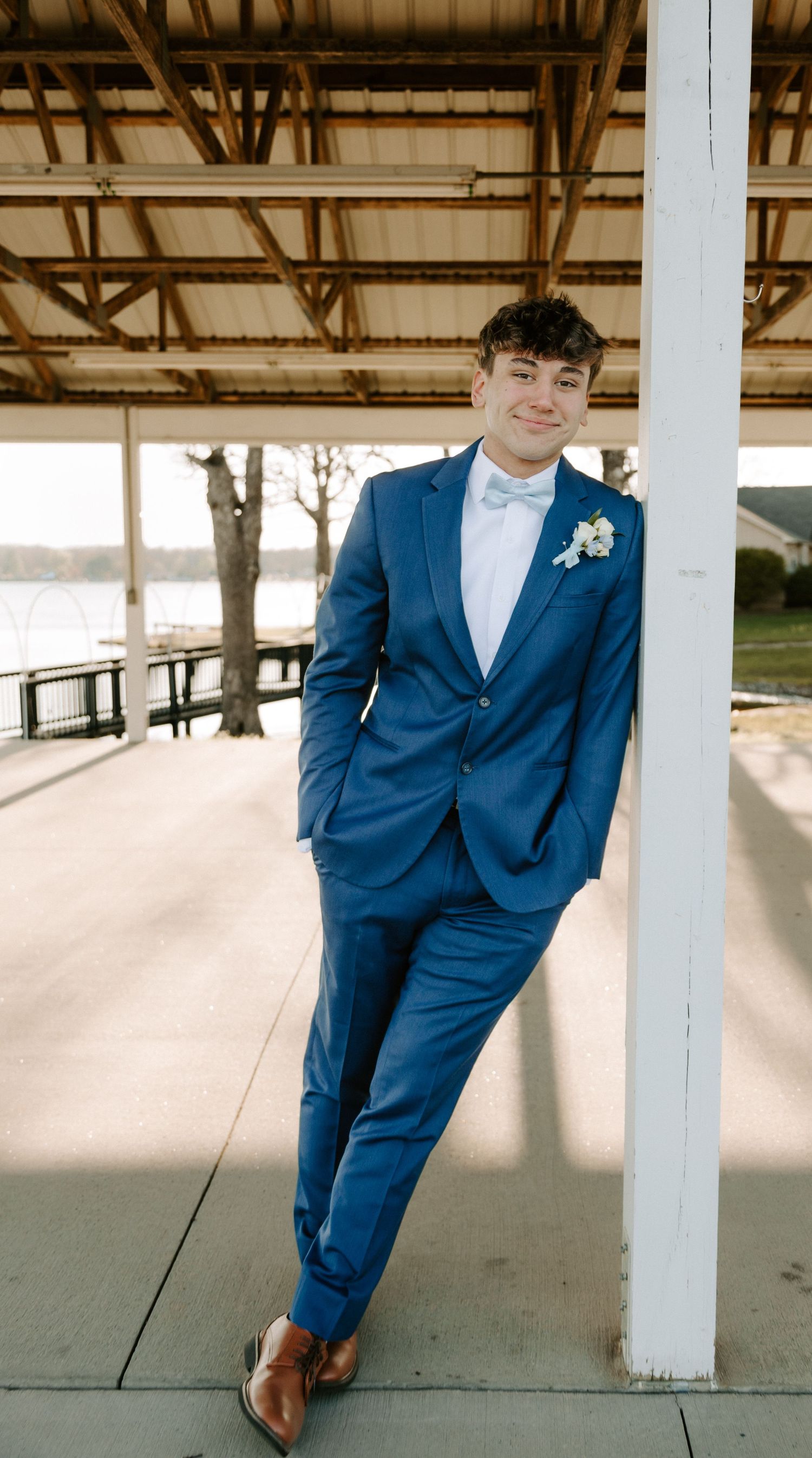 Middle Tennessee senior and prom  lake photography