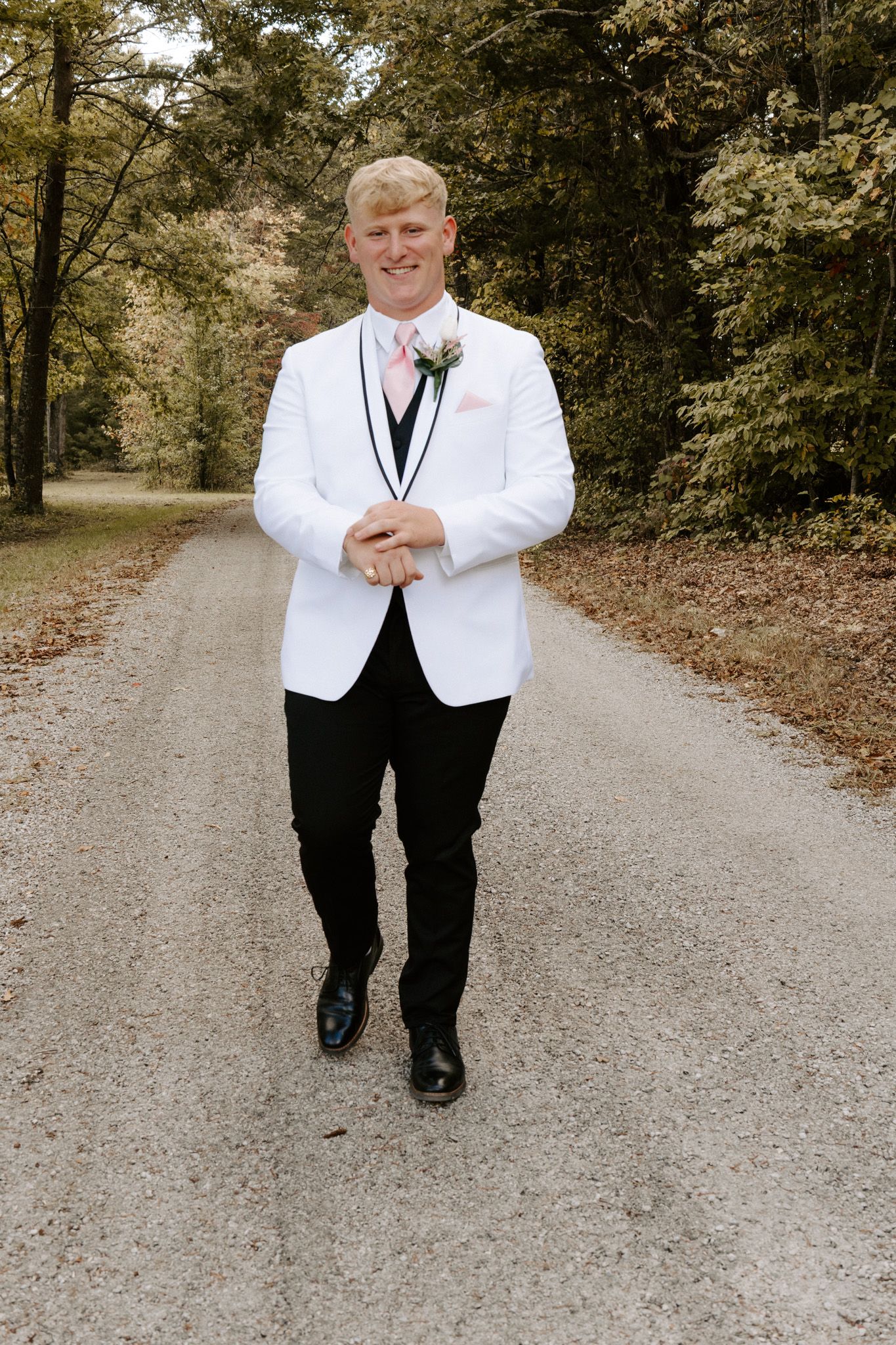 Hilton Head Island, SC and Middle Tennessee wedding and groom photography