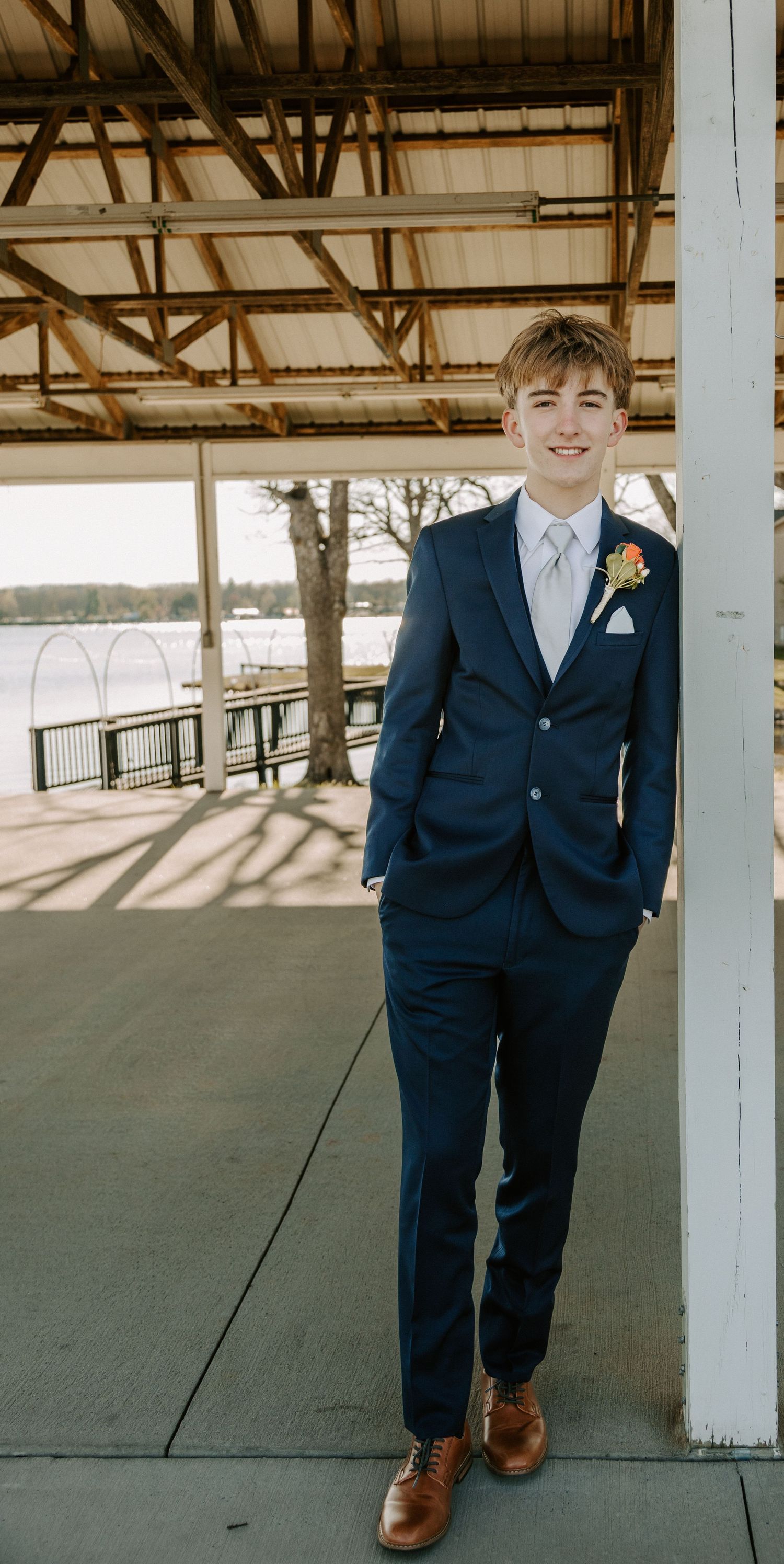 Middle Tennessee senior and prom  lake photography