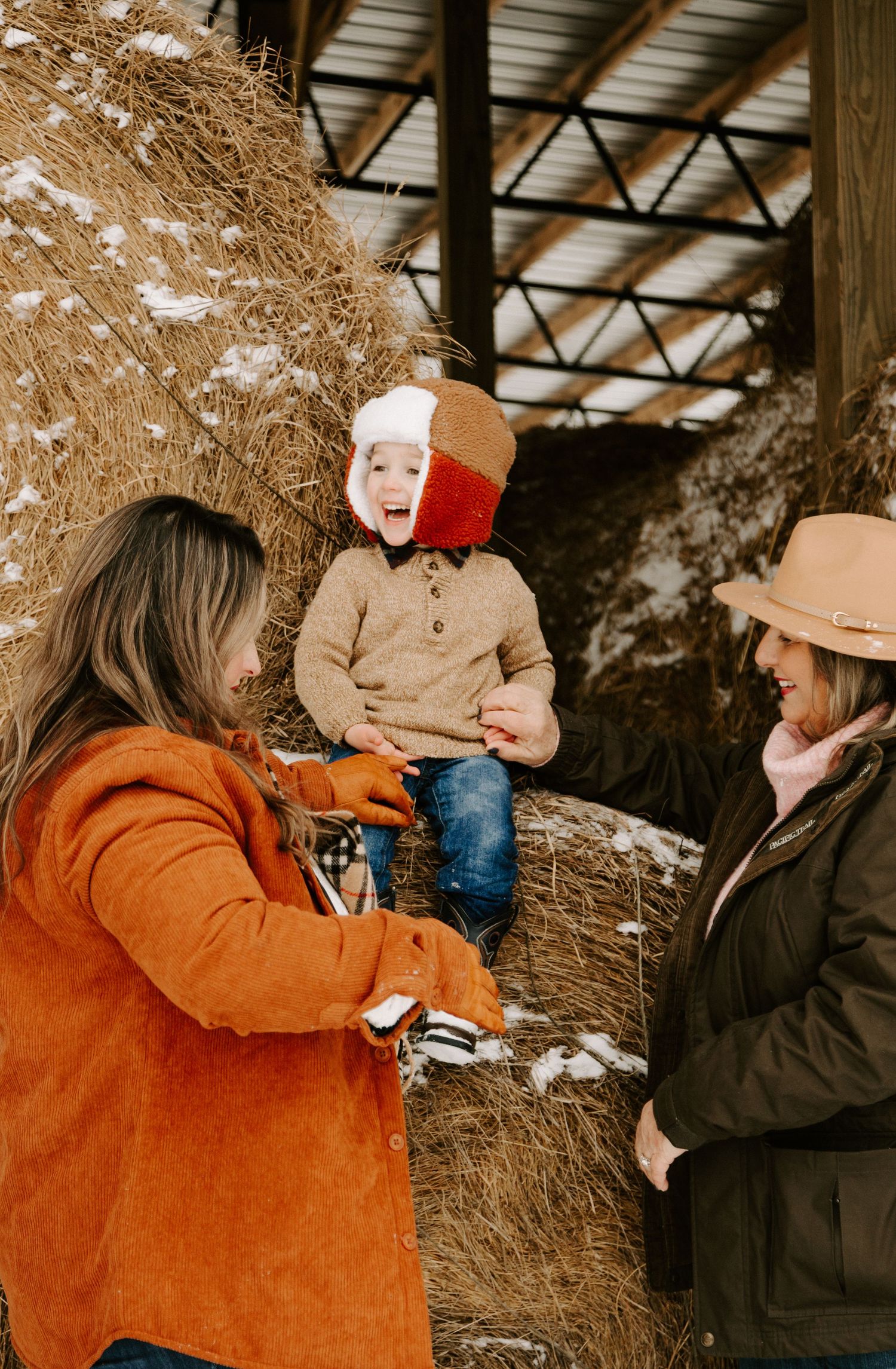 Middle Tennessee snowy family photography