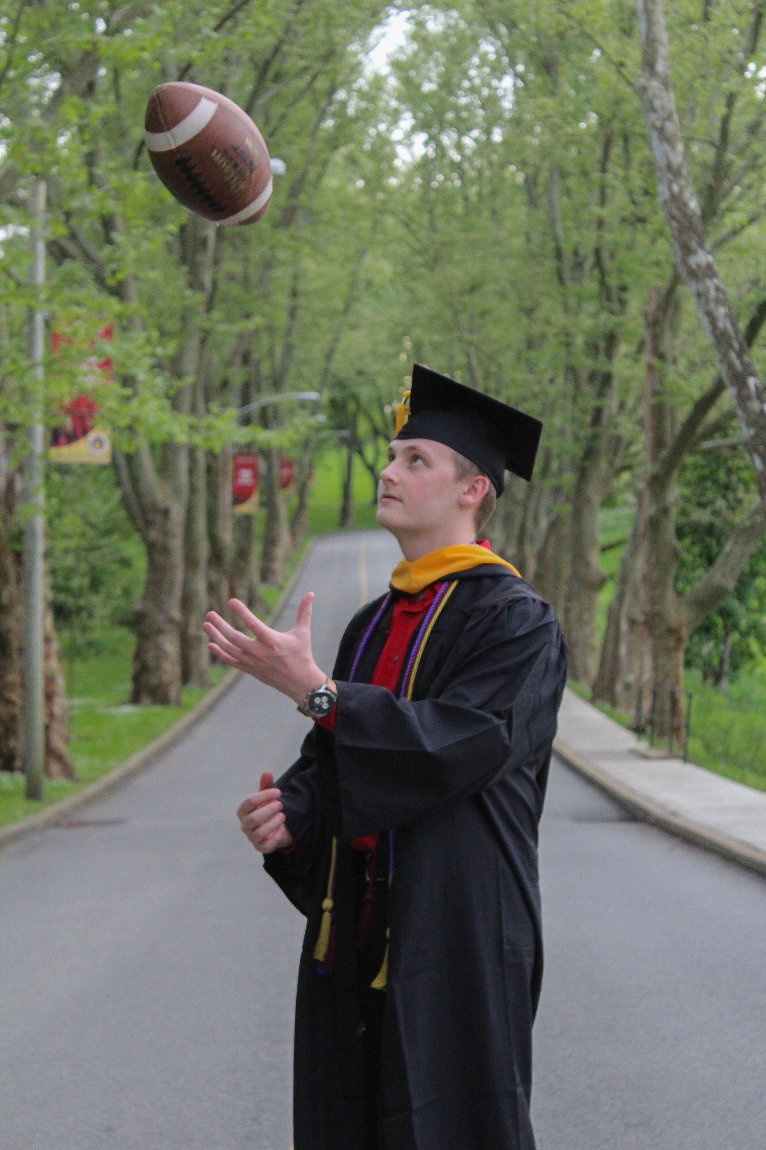 Graduation senior photos session by JLD Media.