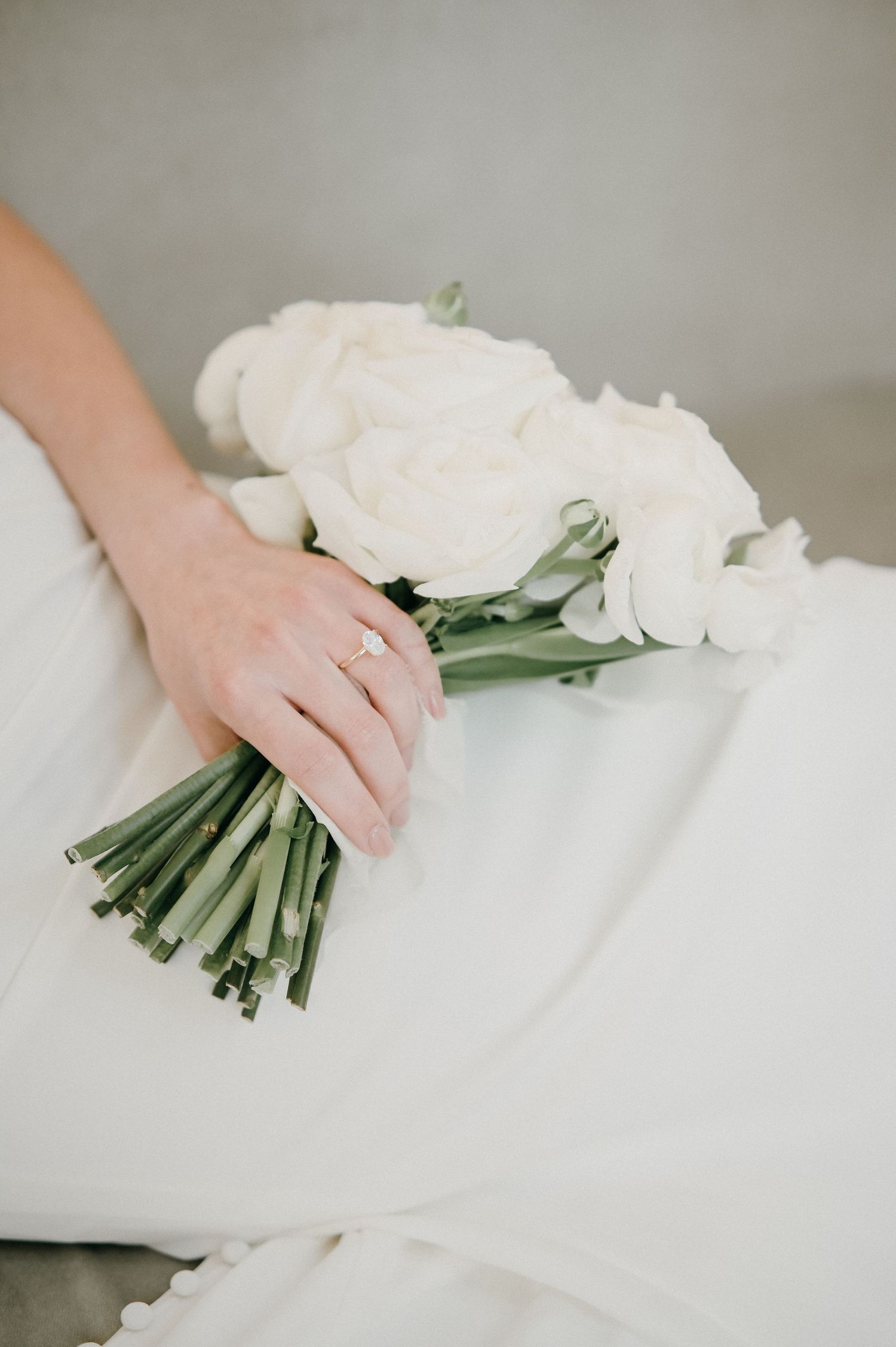 The Farm at Ruth Nest |  The DeLain Co Wedding Planning and Coordination | White Wedding Flowers