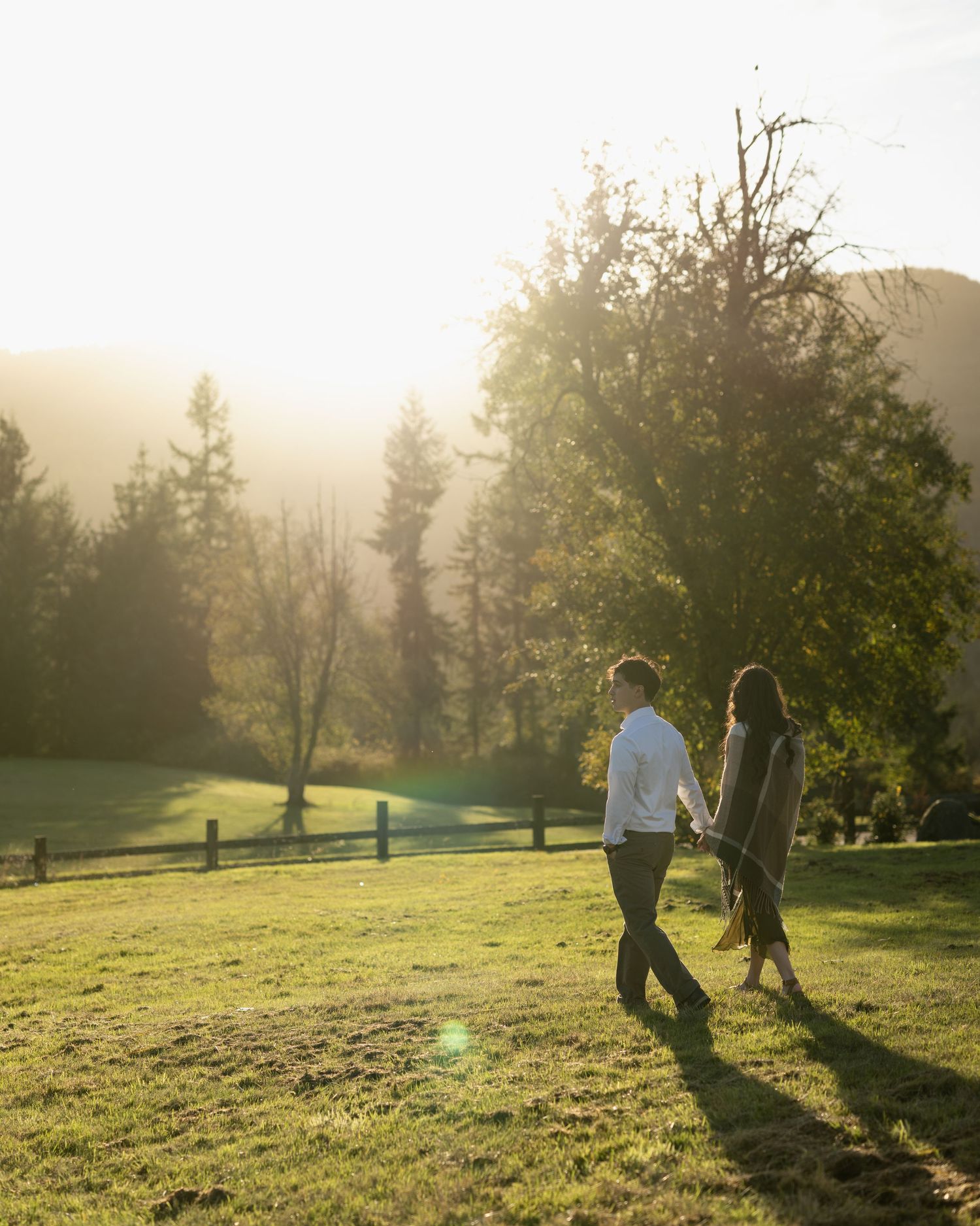Dreamy engagement photos near Seattle, Washington in Mount Vernon, Washington during the fall.