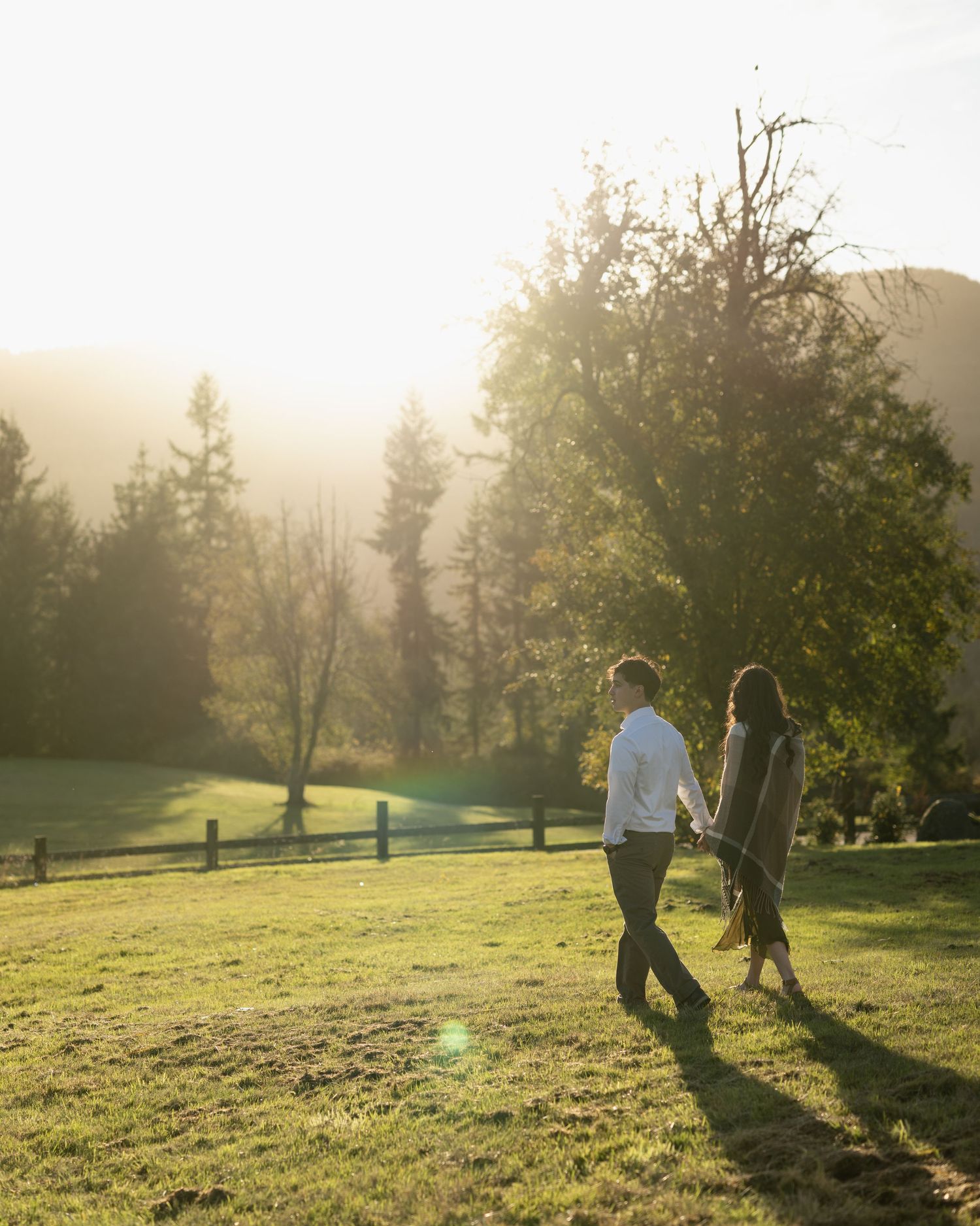 Dreamy engagement photos near Seattle, Washington in Mount Vernon, Washington during the fall.