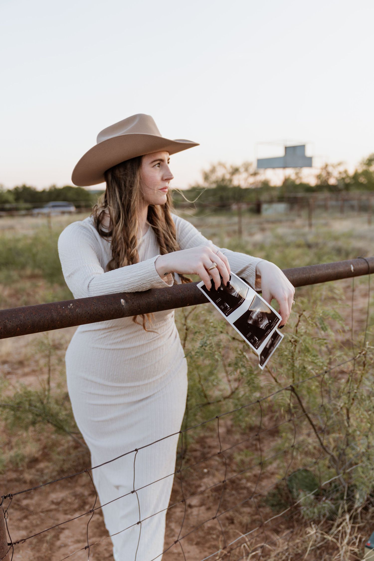 Sunset maternity session in Sweetwater, Texas