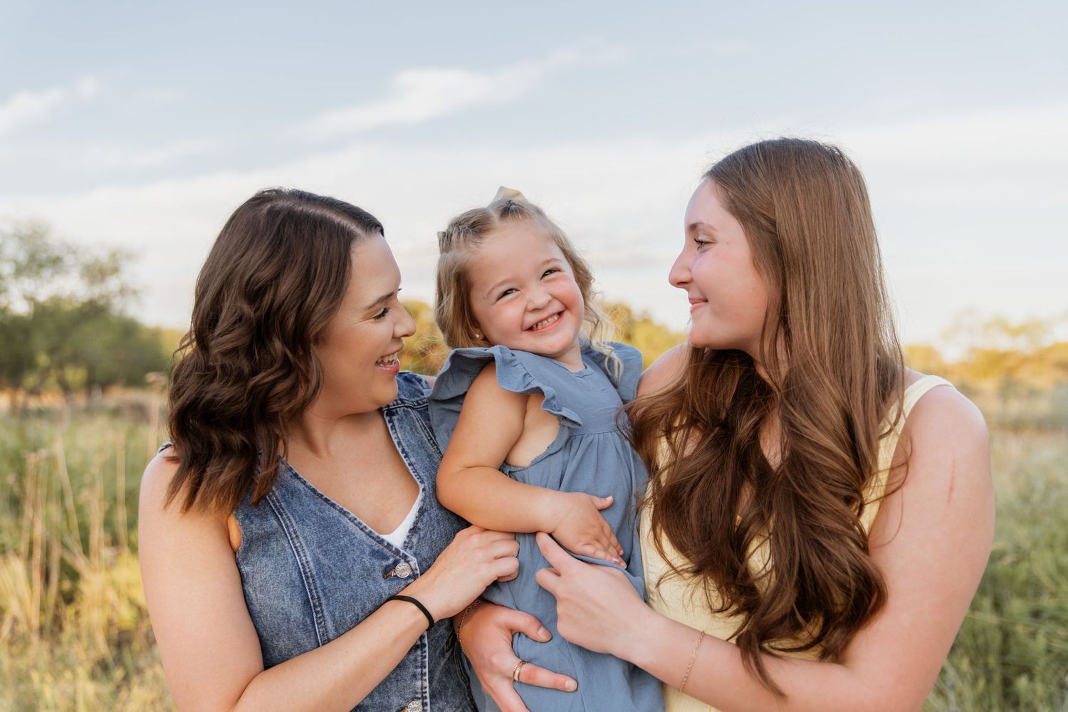 Family session in Colorado City, Texas with Rachel Nicole Photography