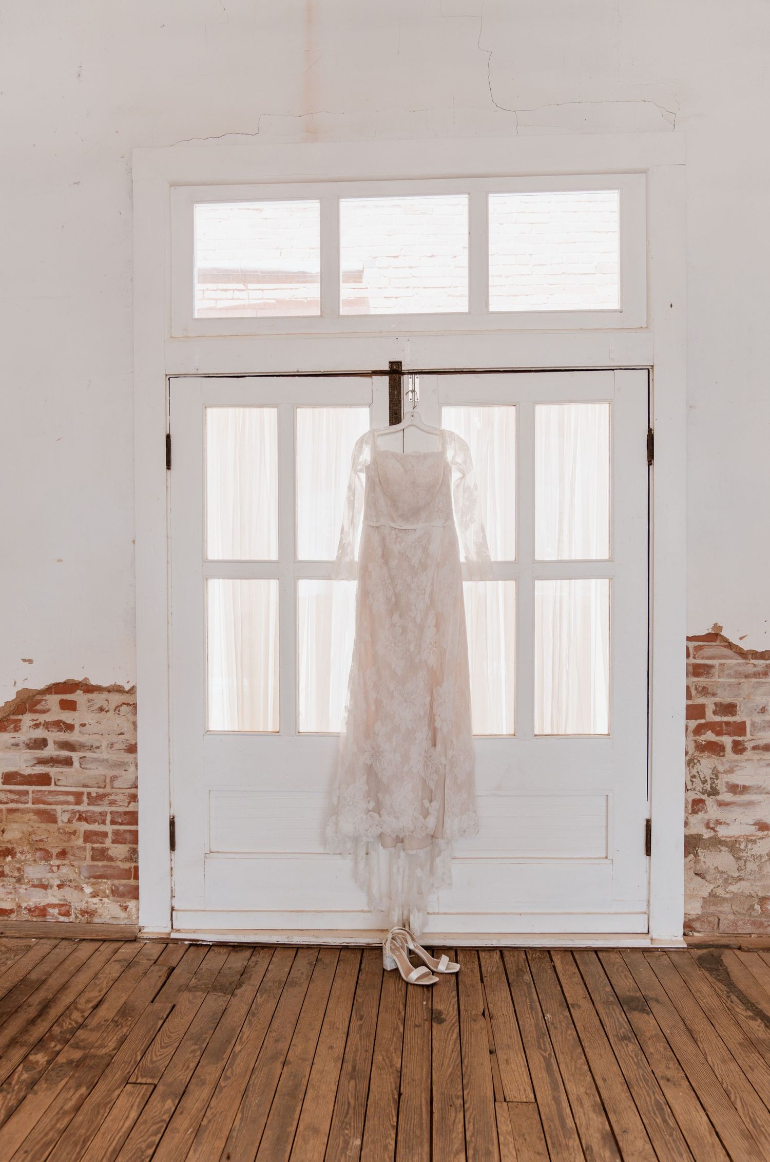 Detail moments of wedding dress in Abilene, Texas
