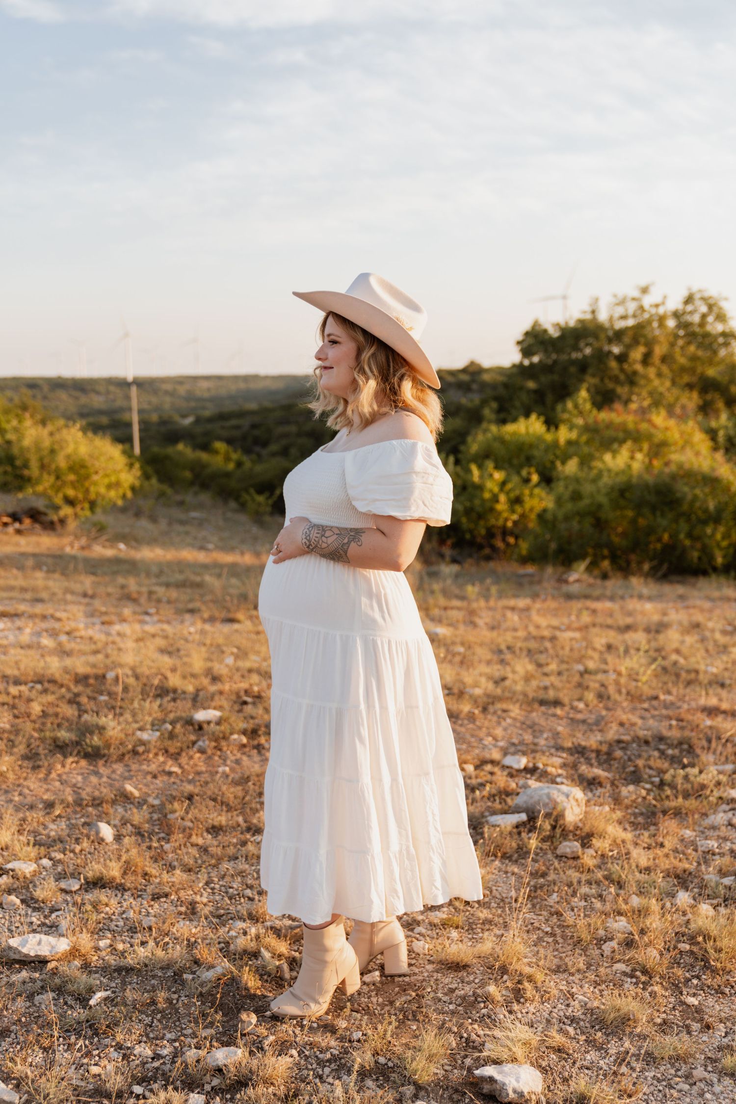 Maternity session at sunset in Abilene, Texas