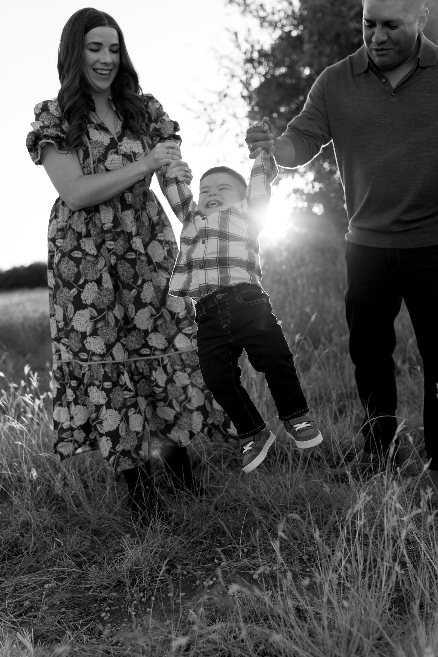 Black and white family session in Abilene, Texas with Rachel Nicole Photography