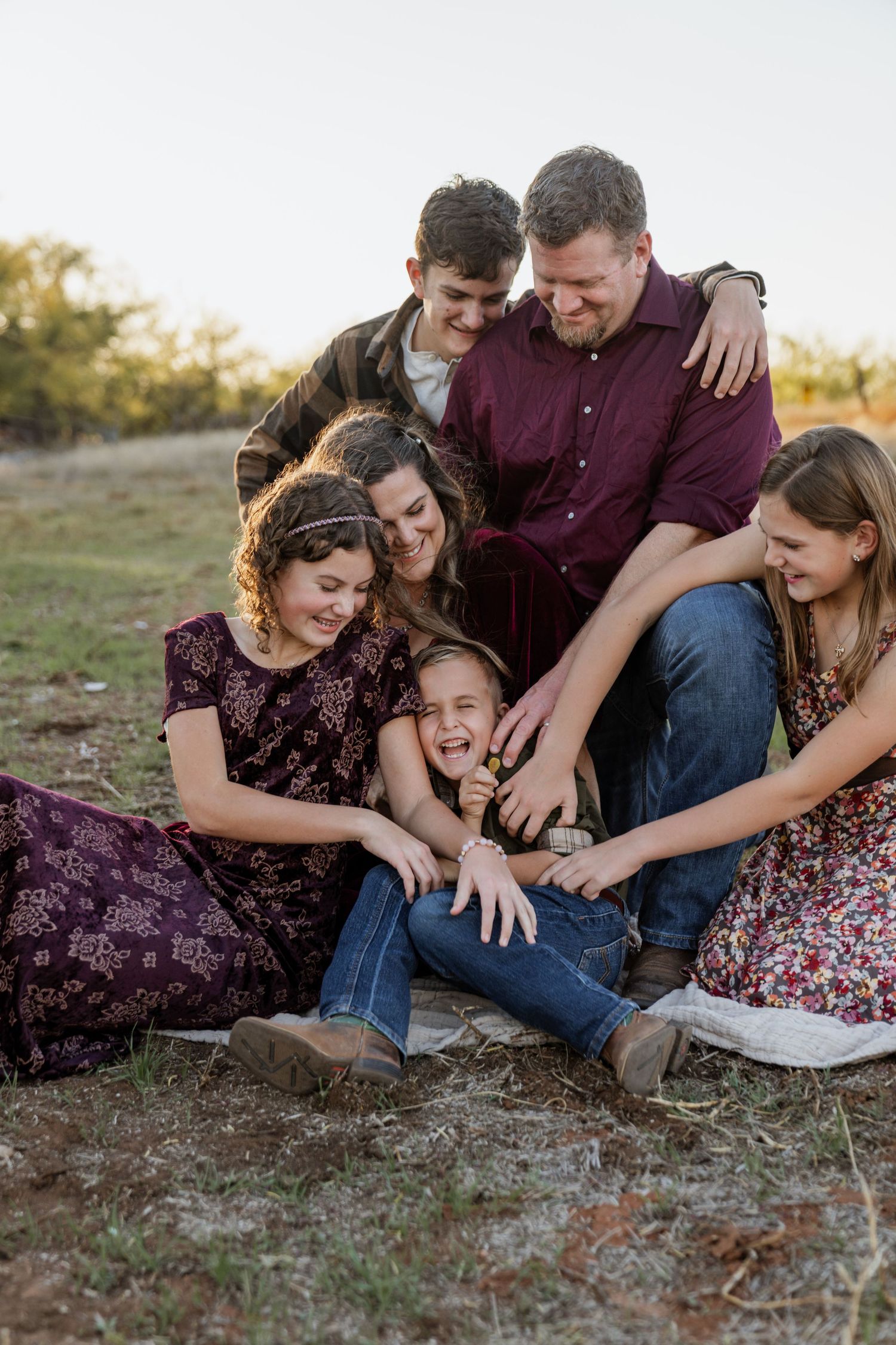 Sweet sunset family session with lots of laughter in Sweetwater, Texas