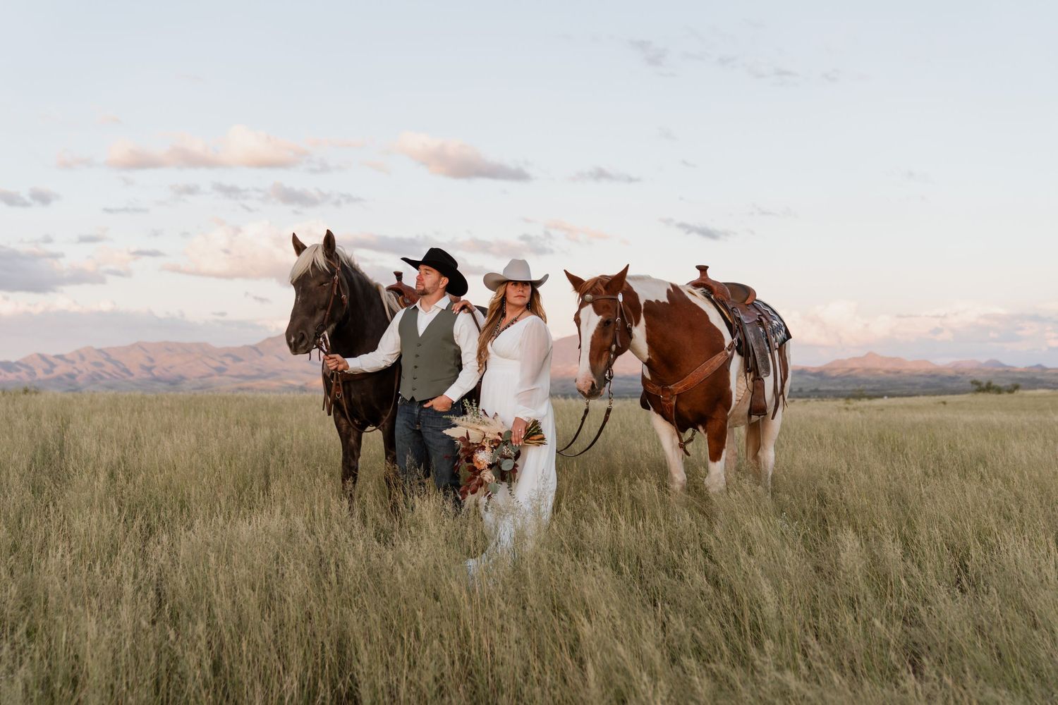Western elopement session in Tucson, Arizona with Rachel Nicole Photography