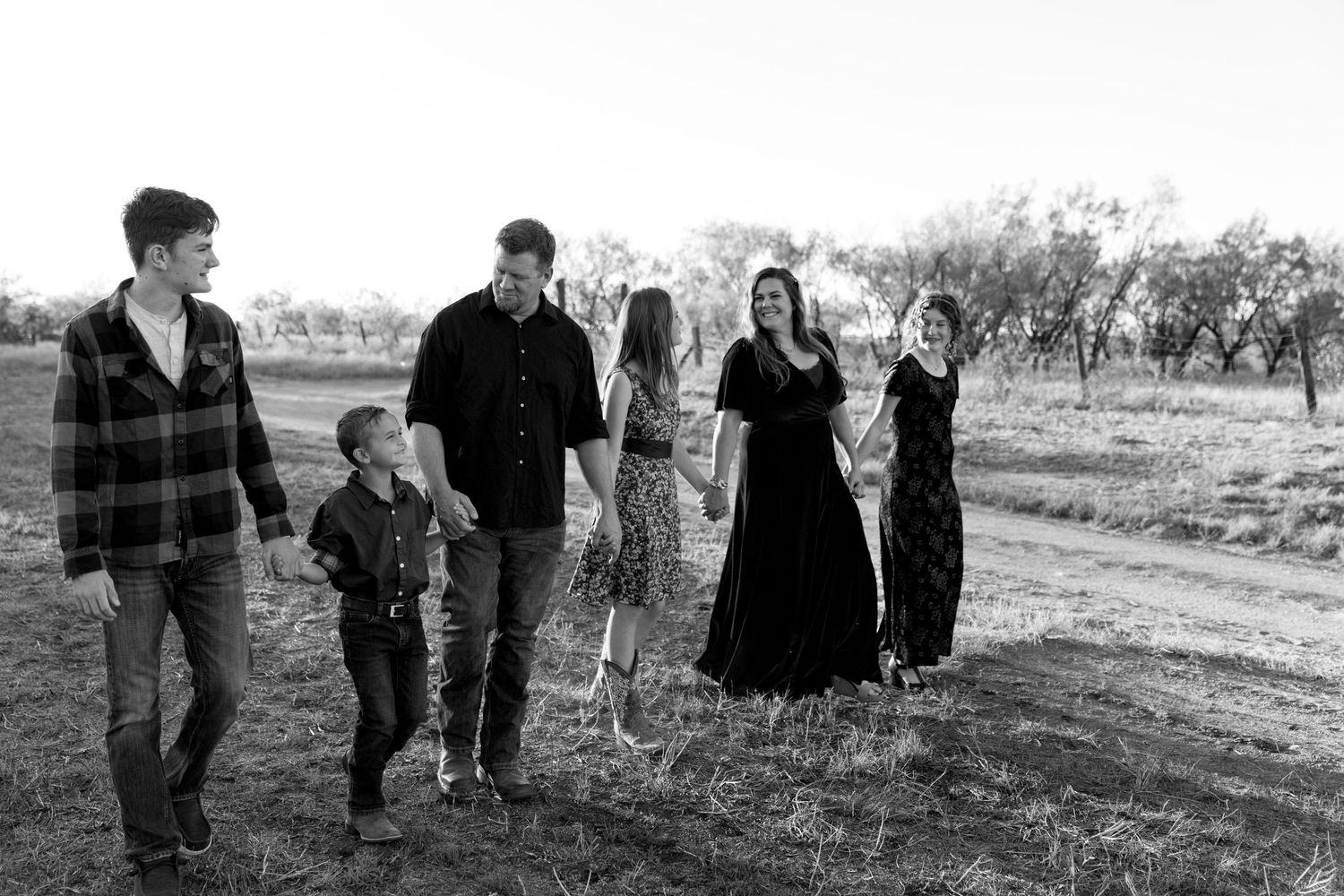 Black and white family session in Sweetwater, Texas