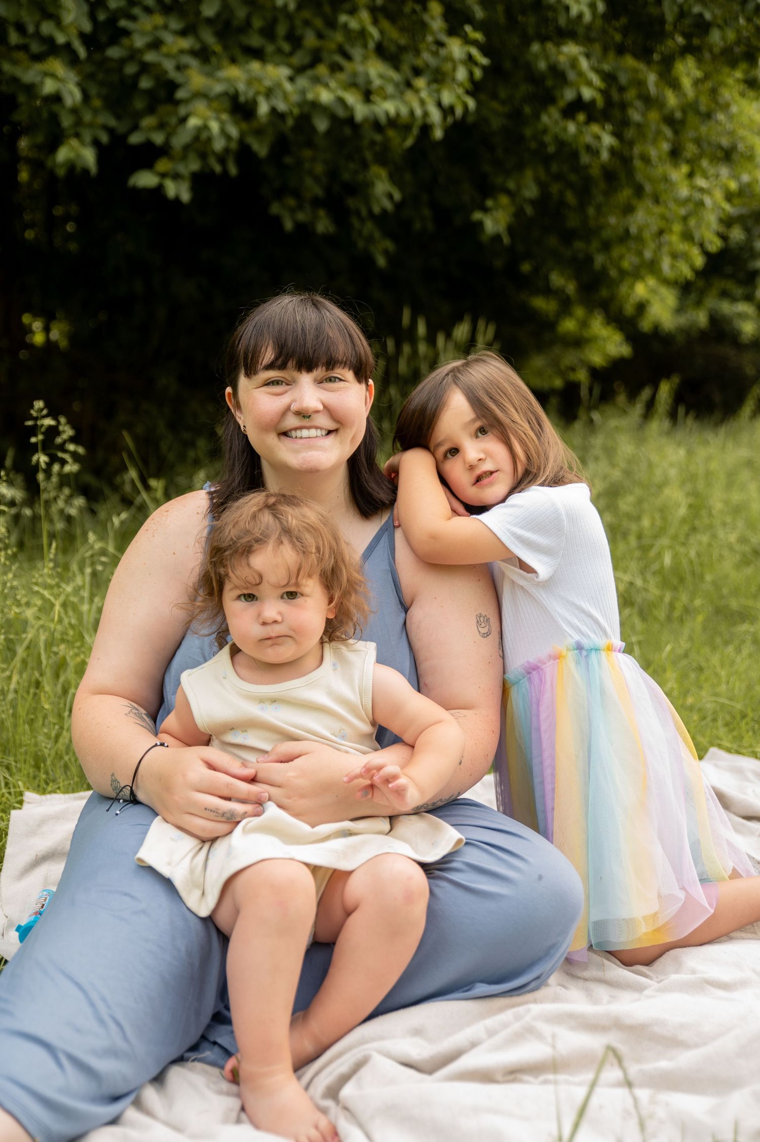 a mom with her 2 daughters in boise idaho
