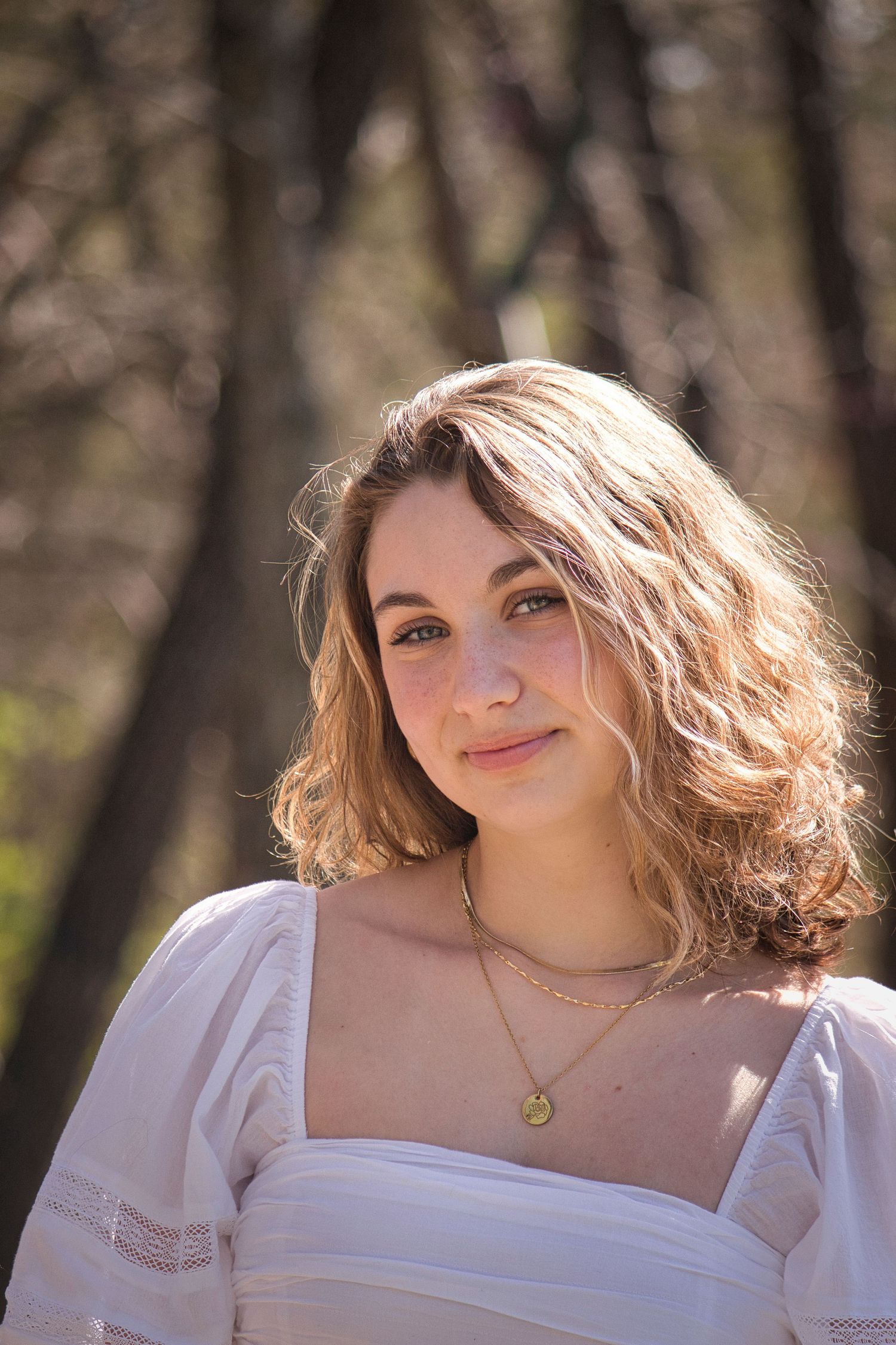 outdoor summer senior photo