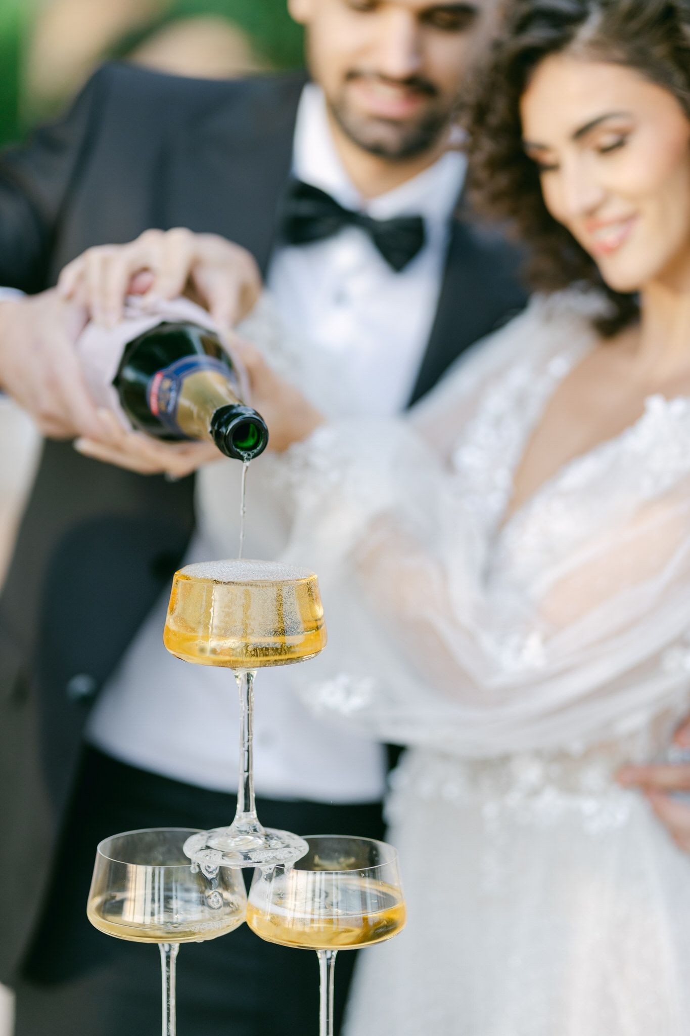 Say goodbye to wedding planning stress! Our guide covers everything, from venue selection to the latest trends. Explore