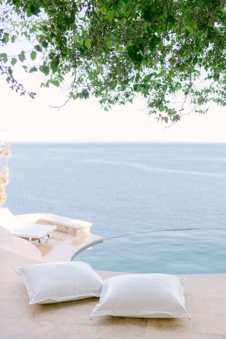 Destination wedding in Greece comparing seaside venues and island weddings