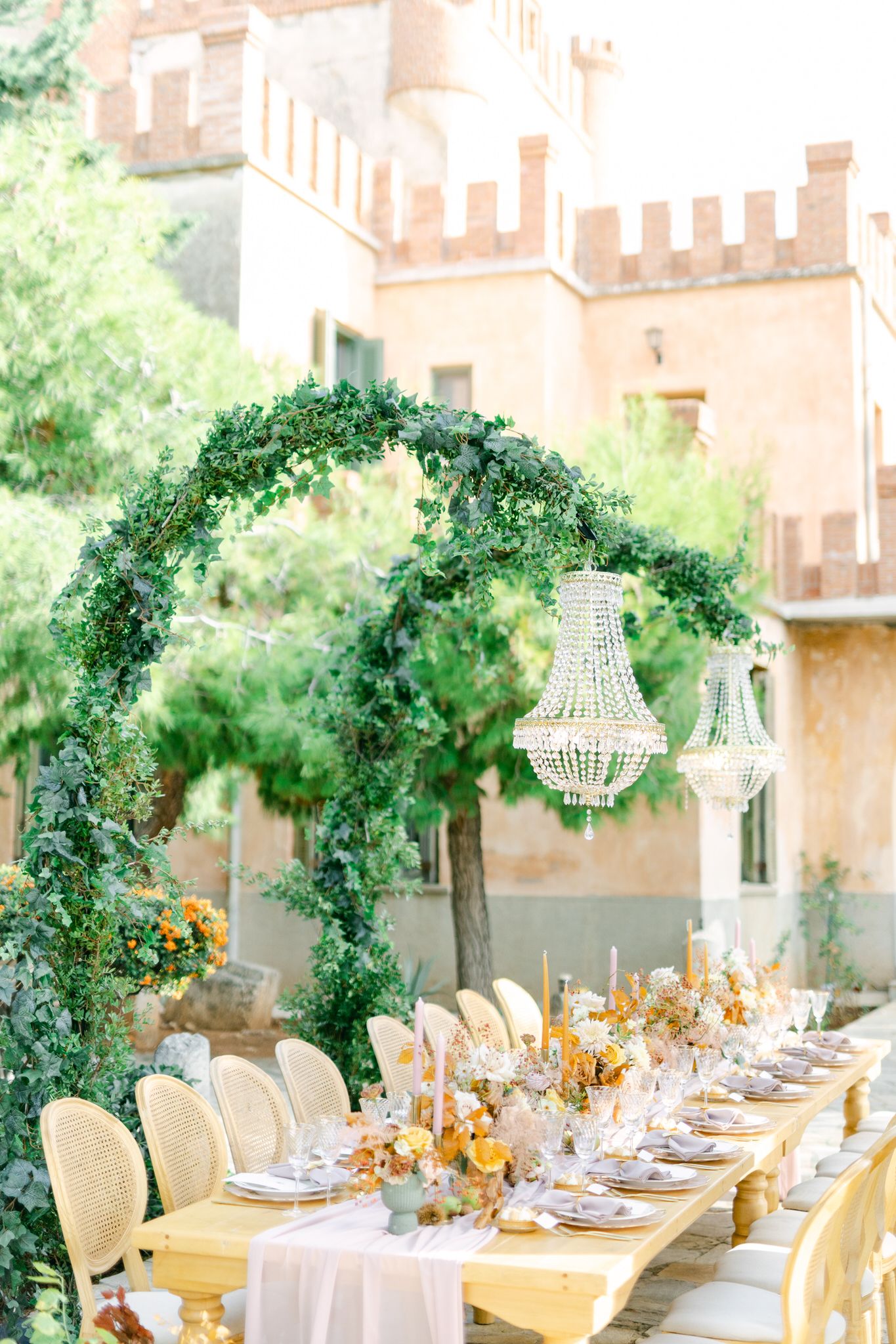 Wedding reception at Pyrgos Melissourgou with refined outdoor atmosphere