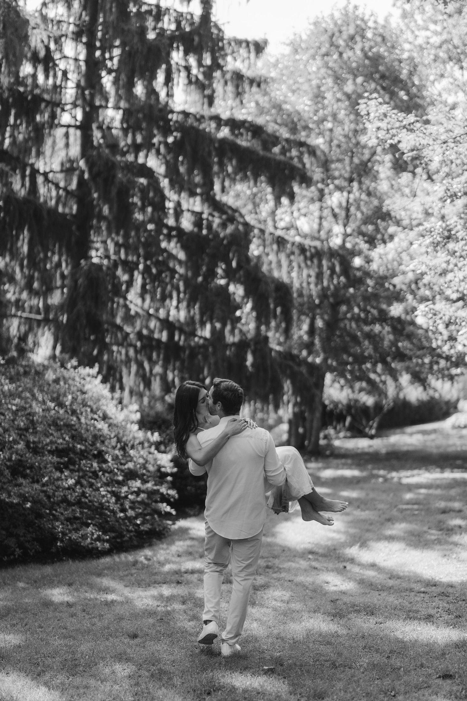Engagement Photos at Hershey Gardens in Hershey PA