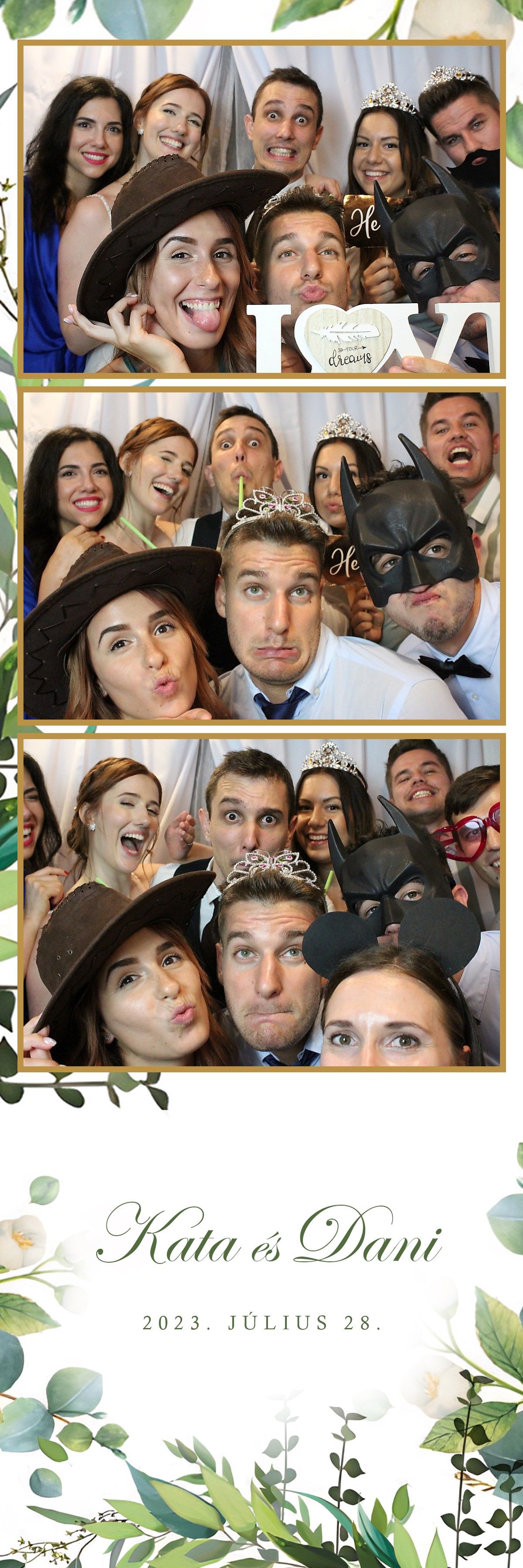 #szelfigép #fotóautomata #esküvőifotóautomata #weddingphotobooth #esküvő #lagzi #debrecen #hajdúbihar #rendezvény #fotókabin #partykellék