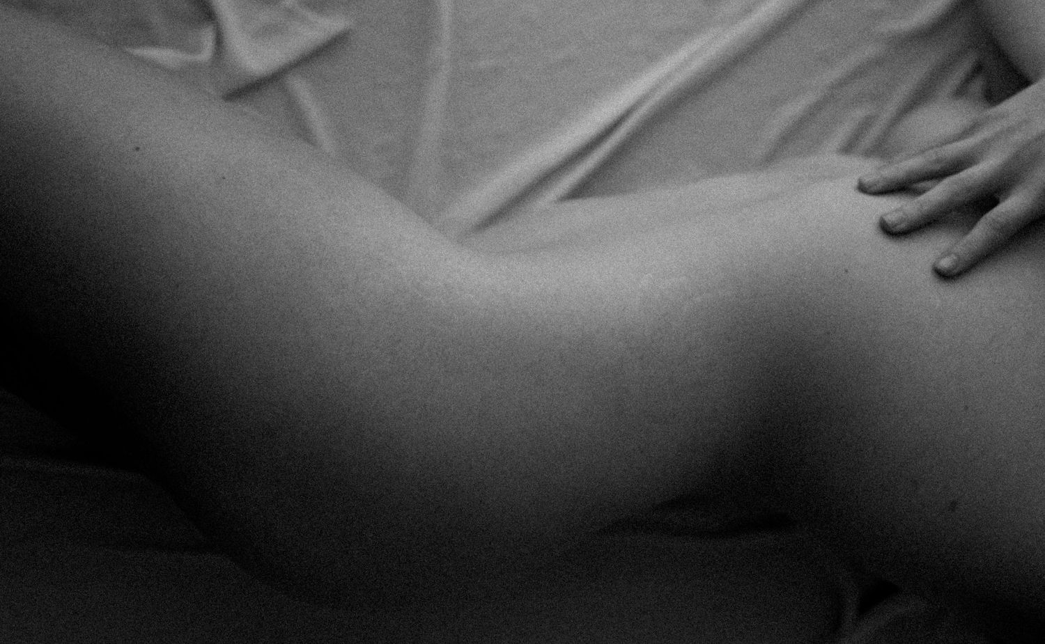 Artistic nude sessions with a focus on artistic expression in Arizona