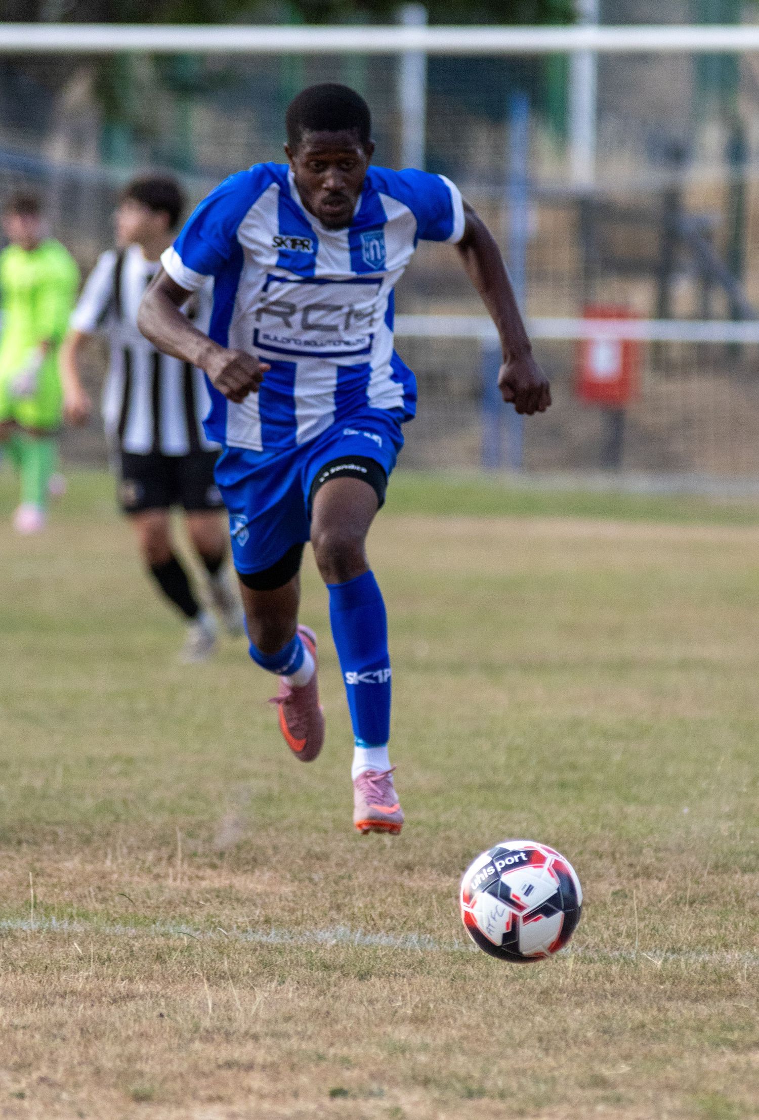 Amesbury town fc player