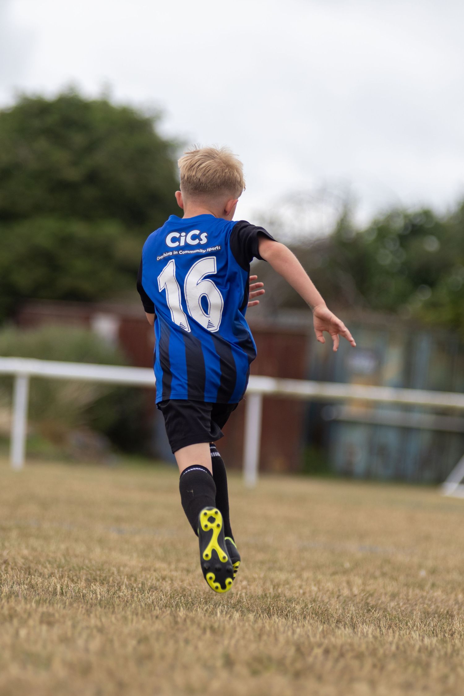 ludgershall sports fc vs shooters black