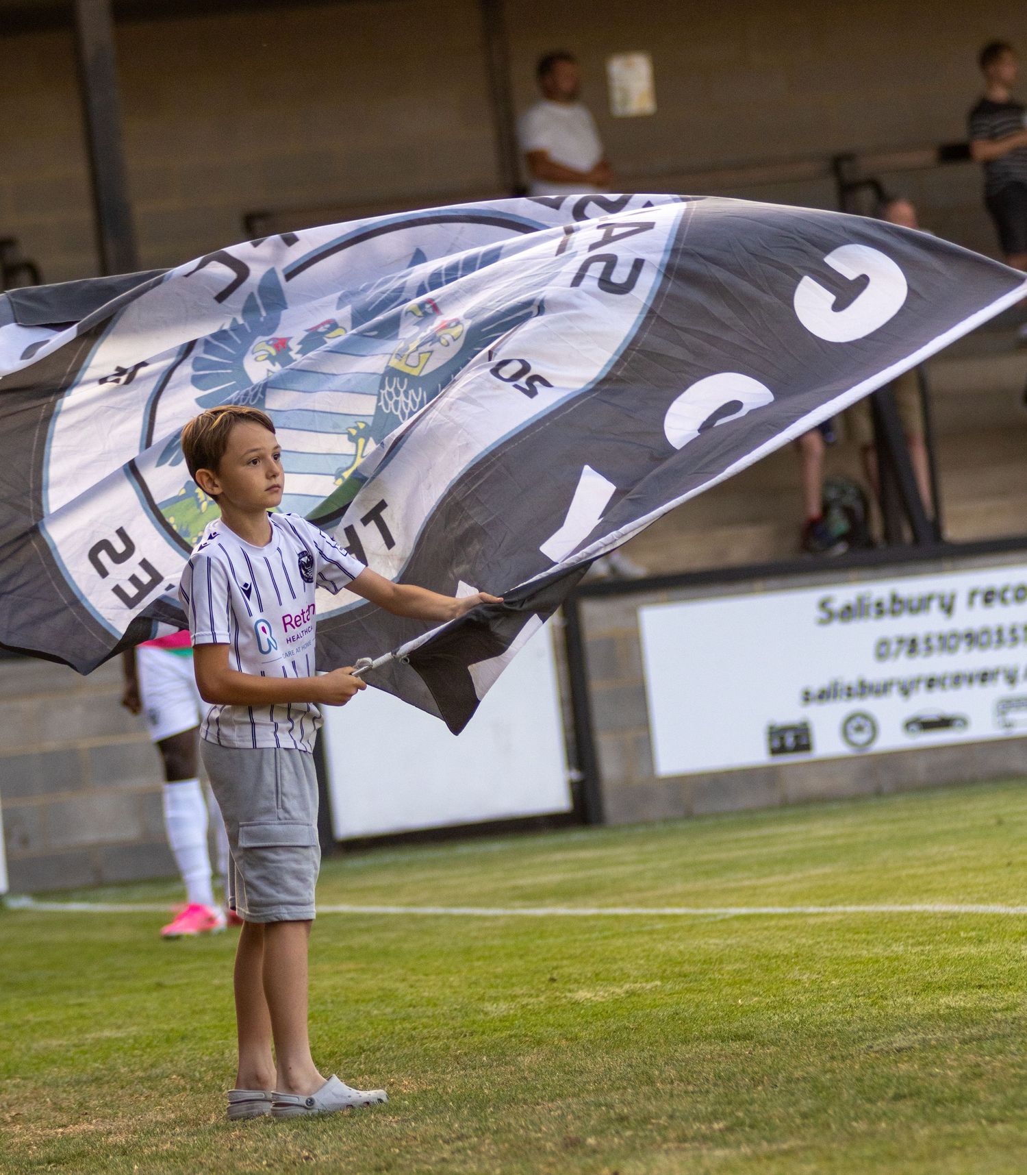 flag boy