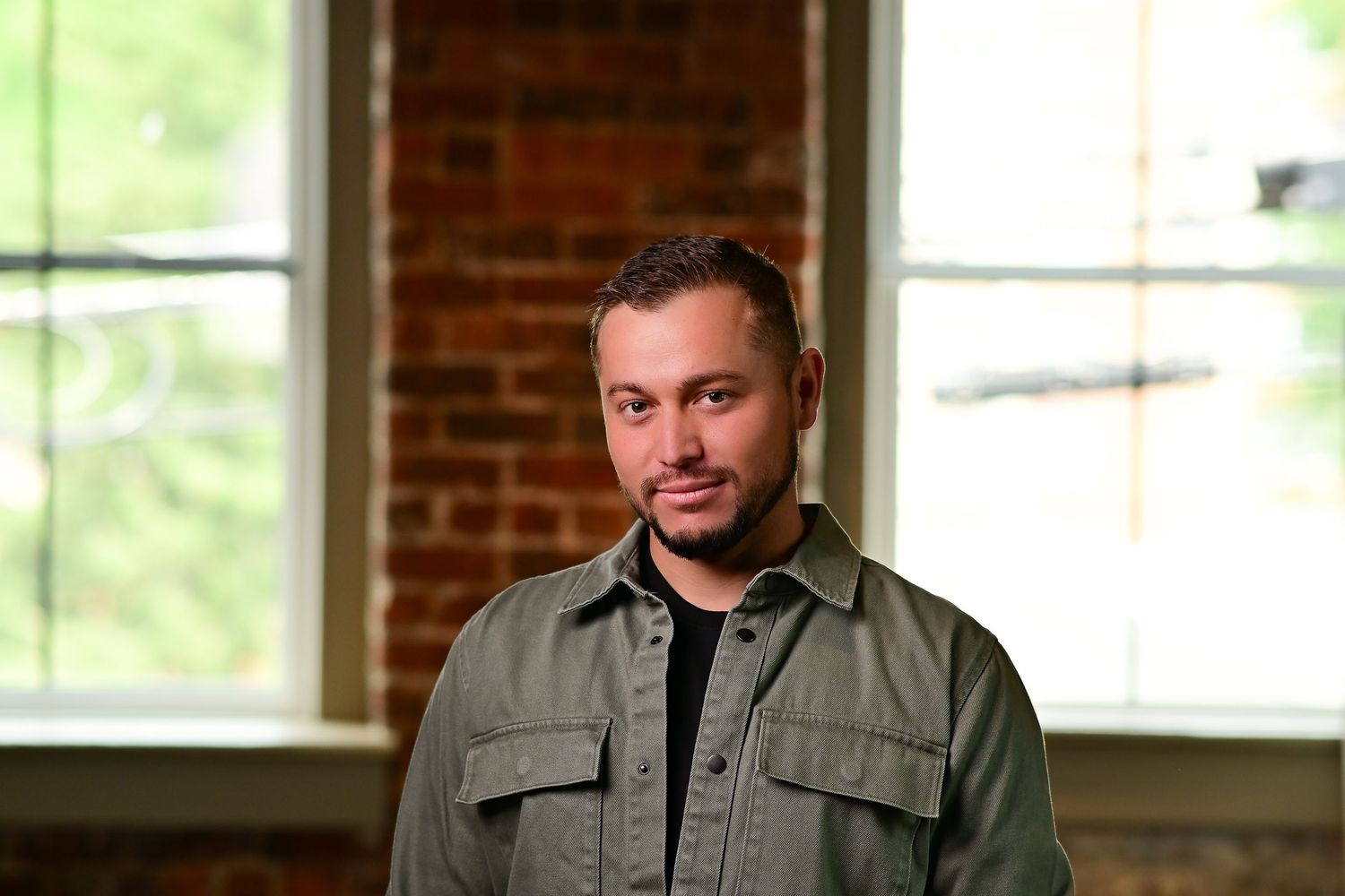 professional headshots Dayton OH, corporate headshots Dayton, creative business portraits, photographer in Dayton Ohio, commercial branding