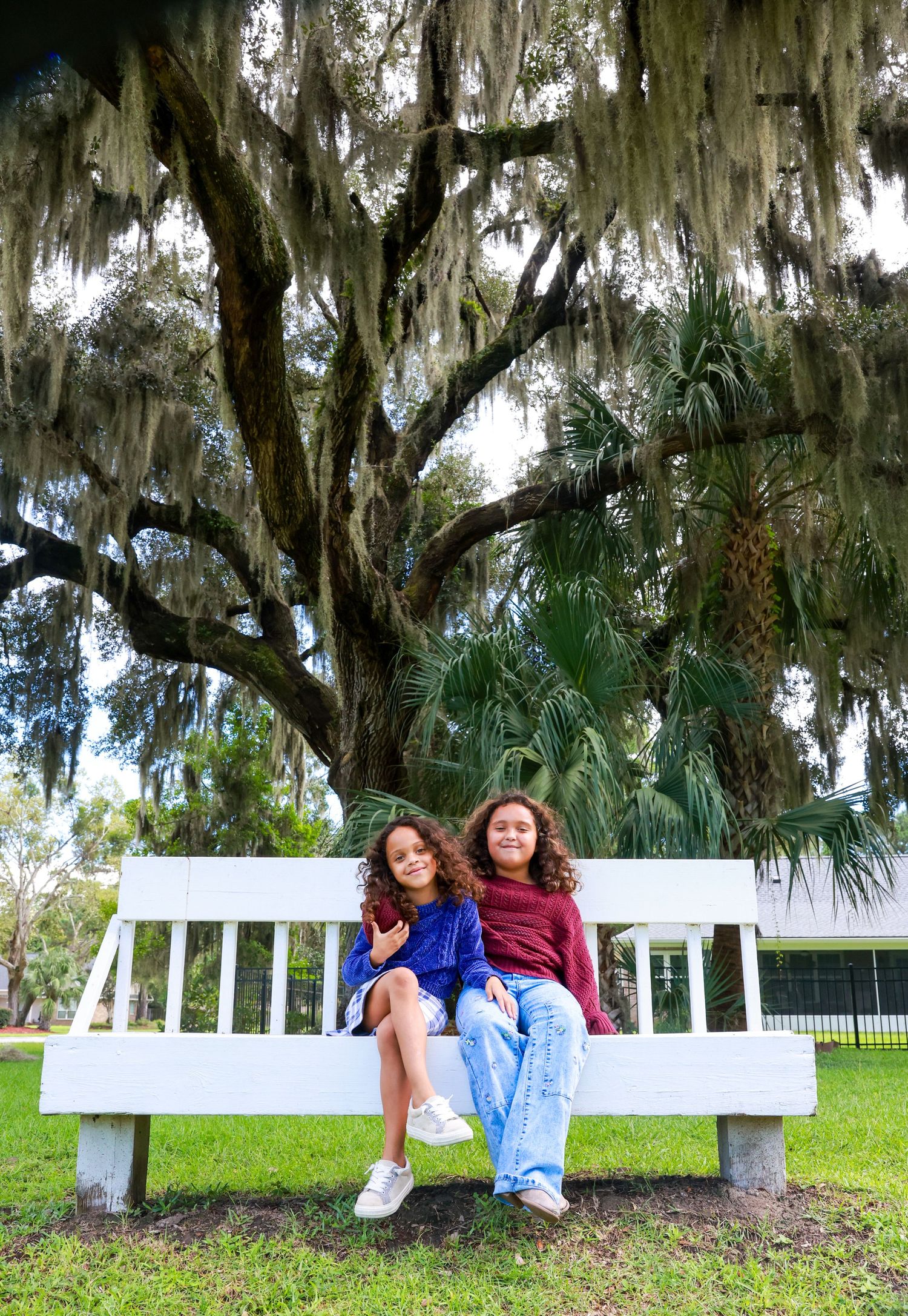 Sisters - outdoor Sisters - outdoor photo session