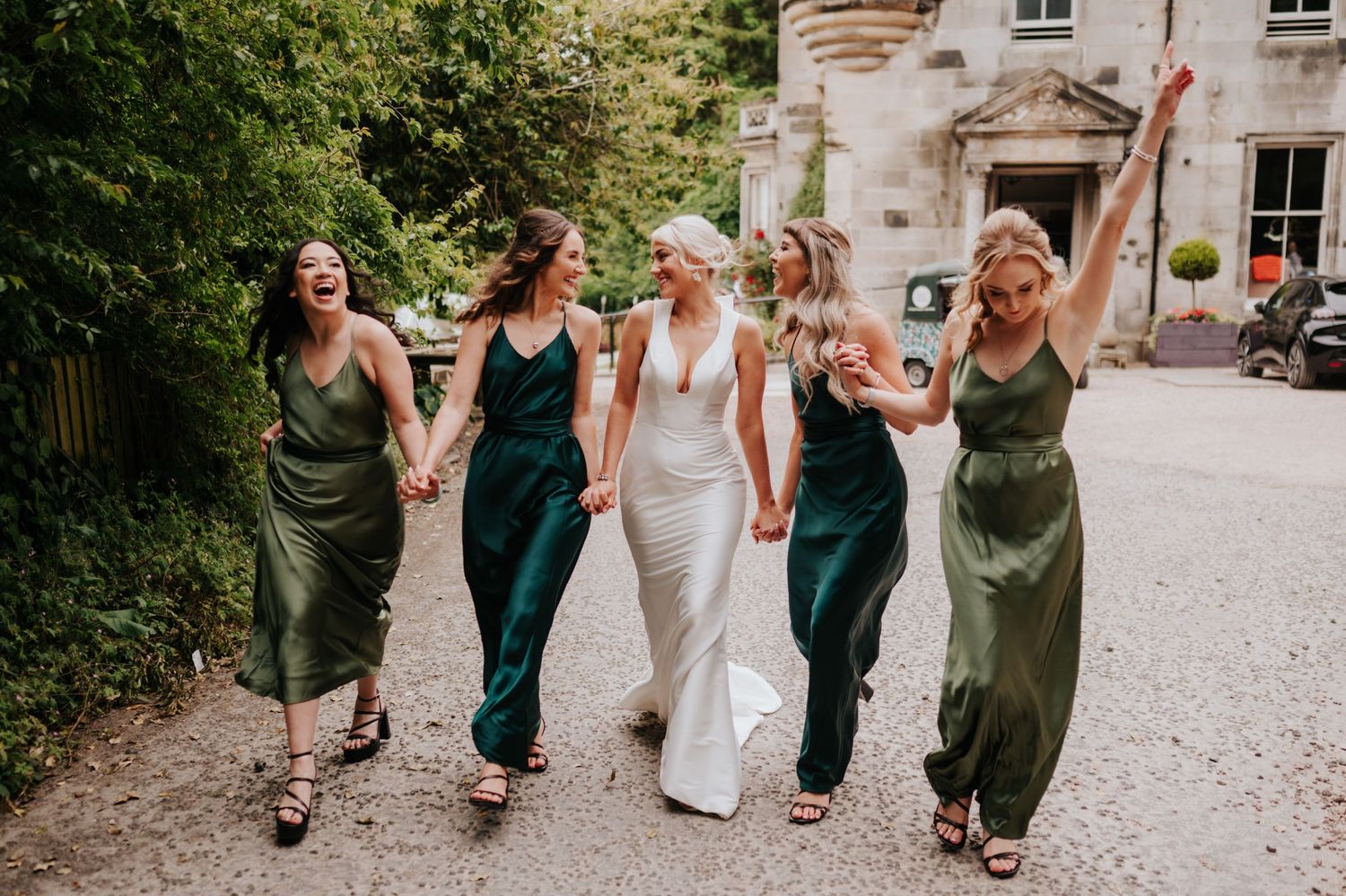 candid wedding photographer bridesmaids