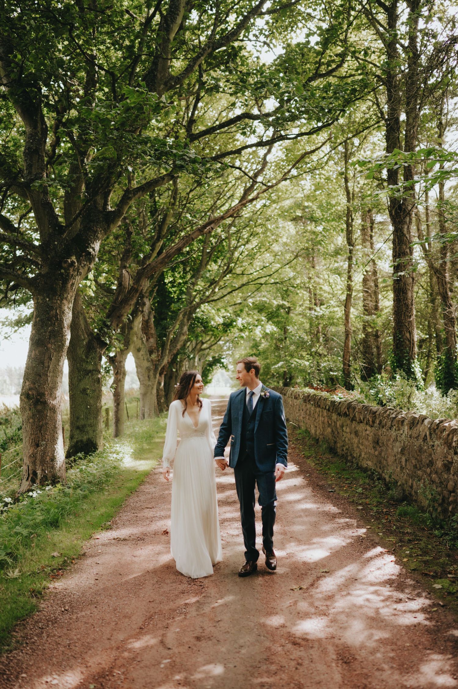 documentary wedding photography at kinkell byre st andrews